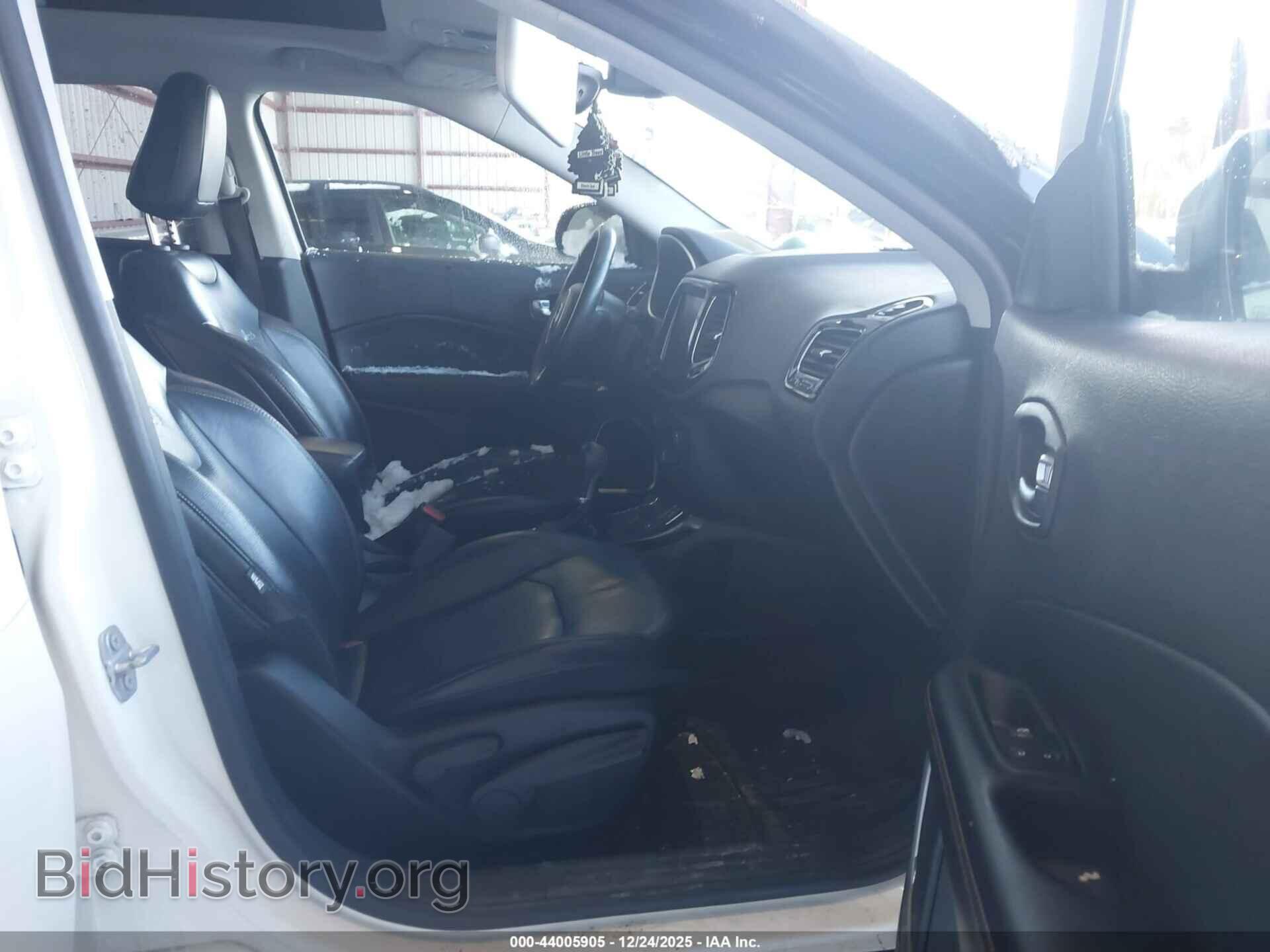 2018 JEEP COMPASS - VIN: 3C4NJDCB0JT328000 - Фото 5