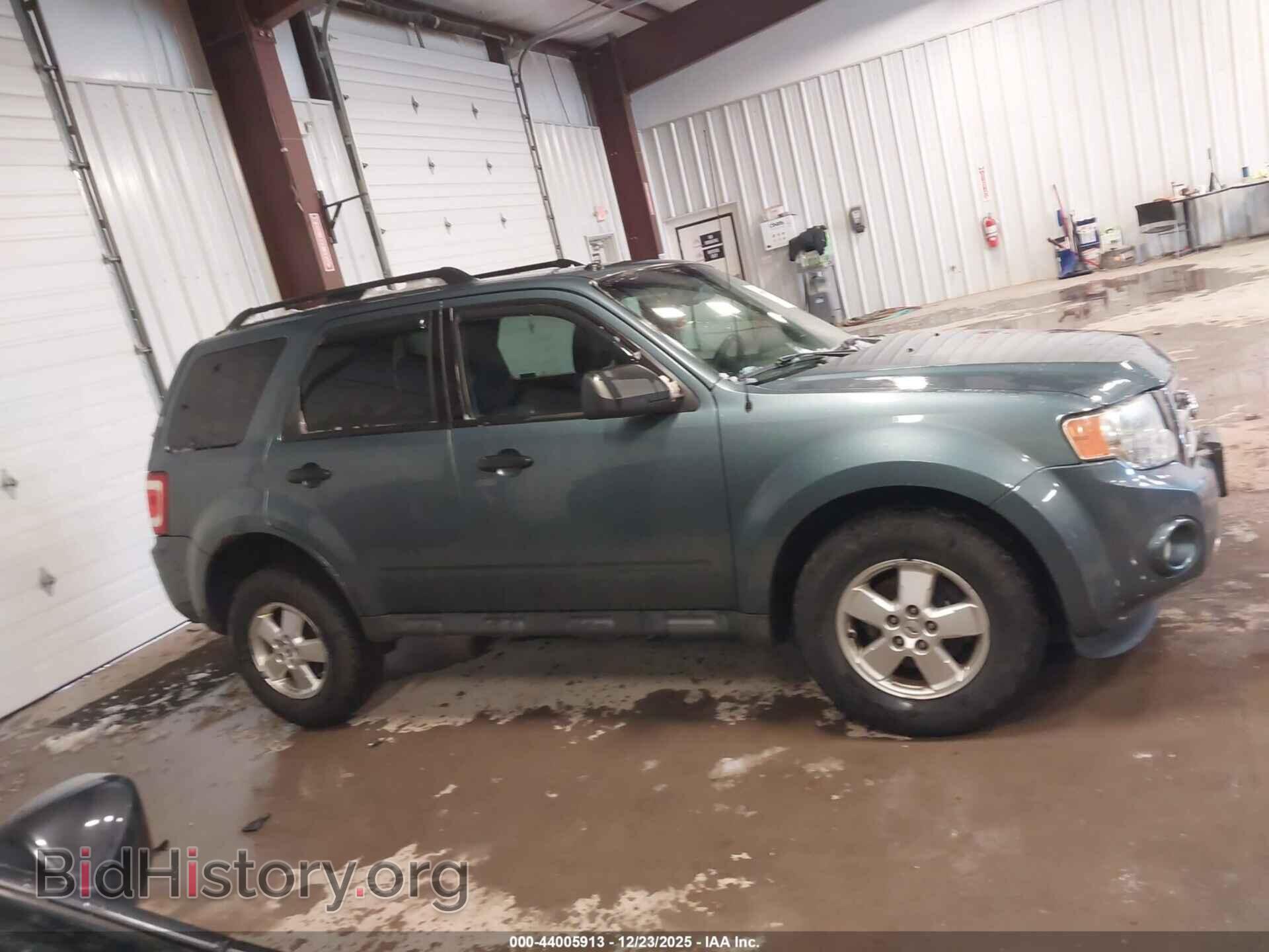 2011 FORD ESCAPE - VIN: 1FMCU9DG8BKA41038 - Фото 13