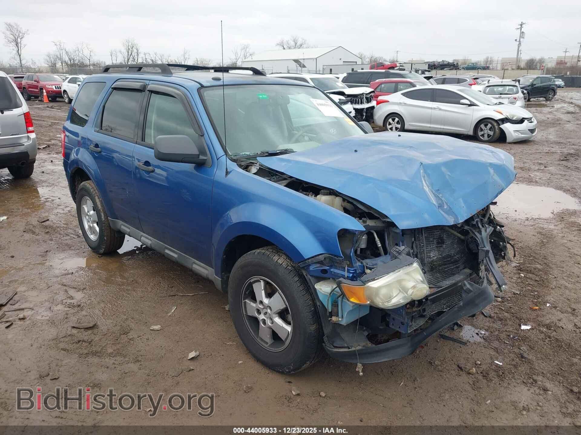 Photo 1FMCU0D71AKA32076 - FORD ESCAPE 2010