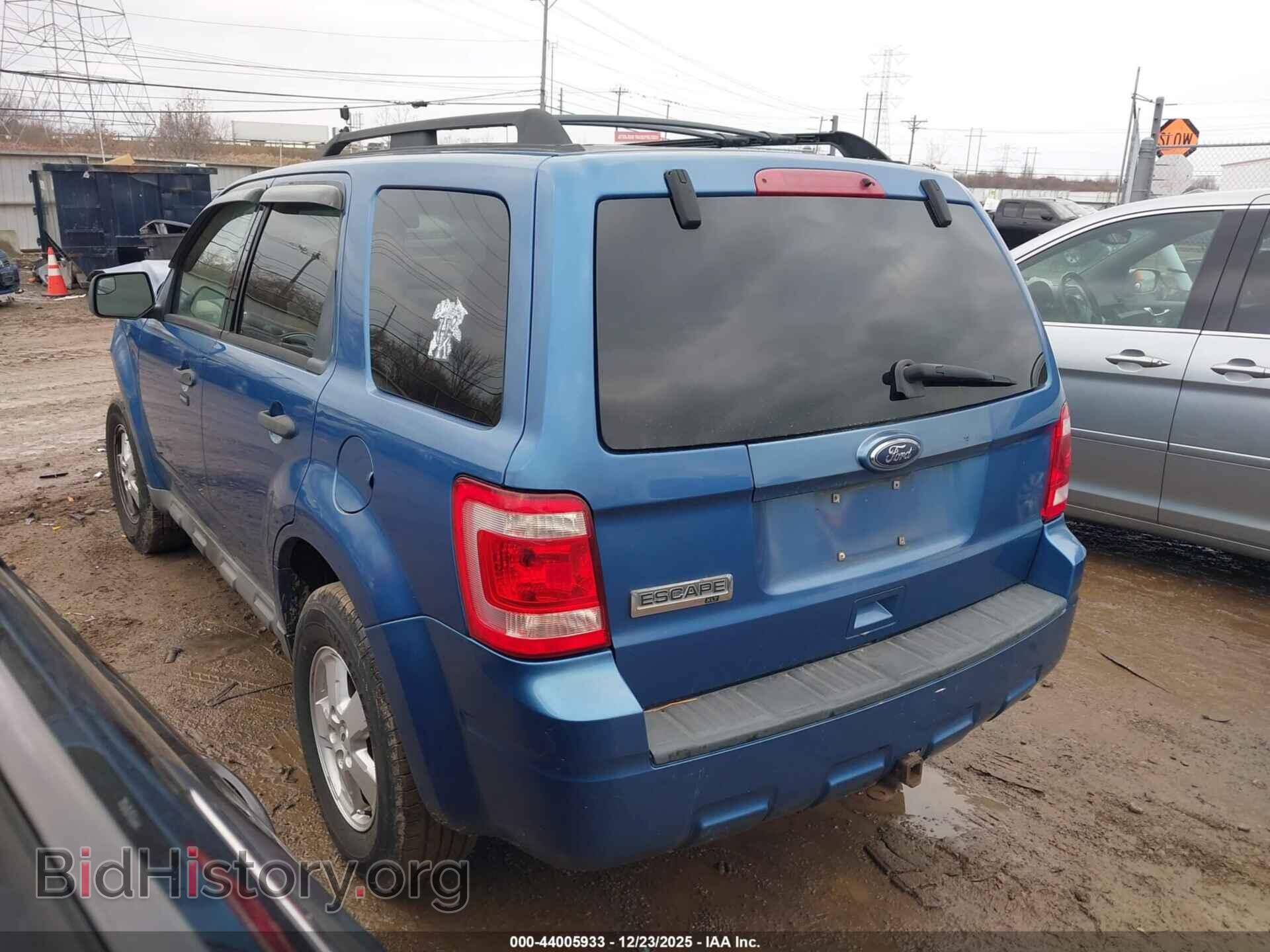 2010 FORD ESCAPE - VIN: 1FMCU0D71AKA32076 - Фото 3