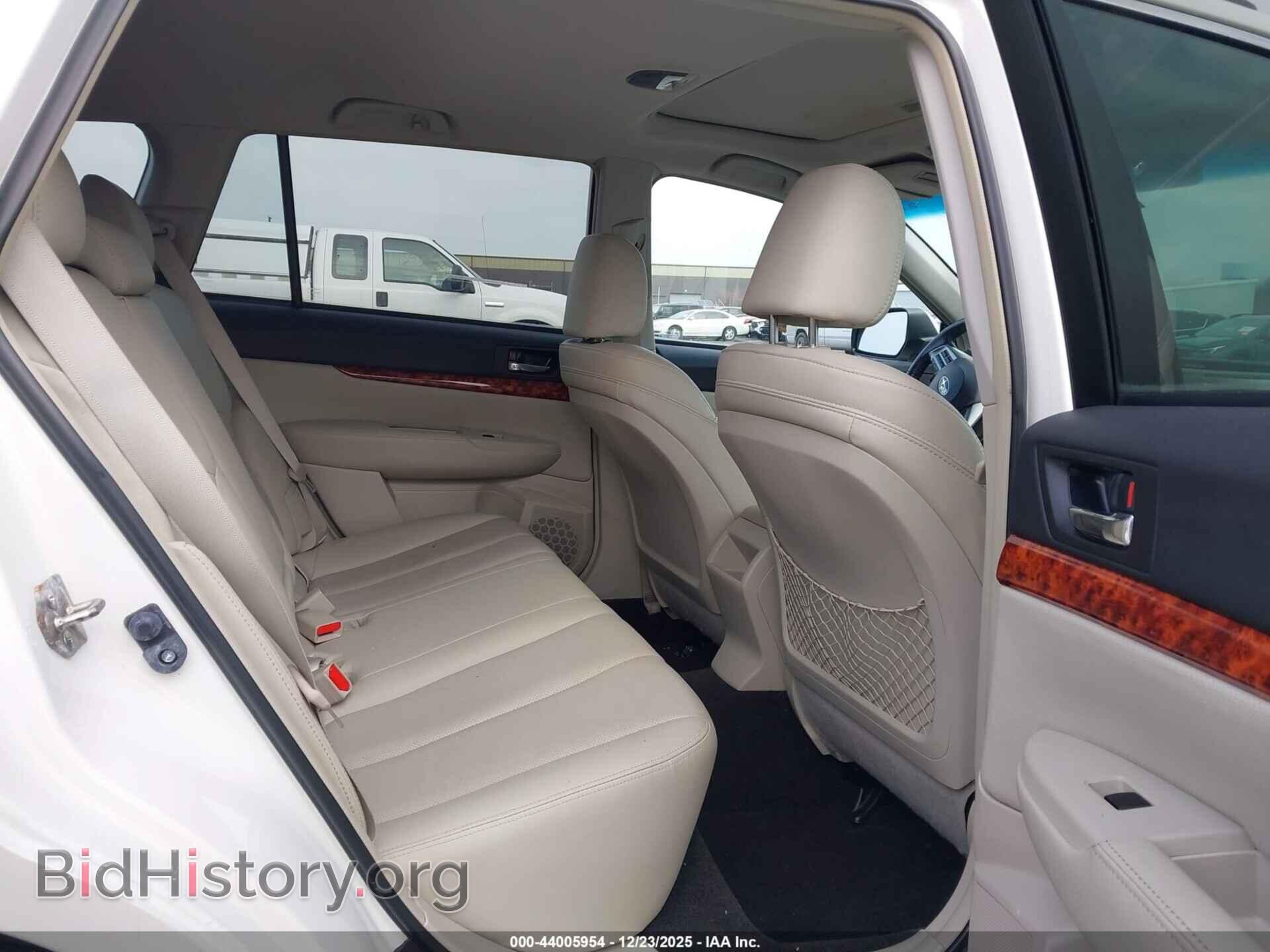 2012 SUBARU OUTBACK - VIN: 4S4BRBKCXC3300788 - Фото 8