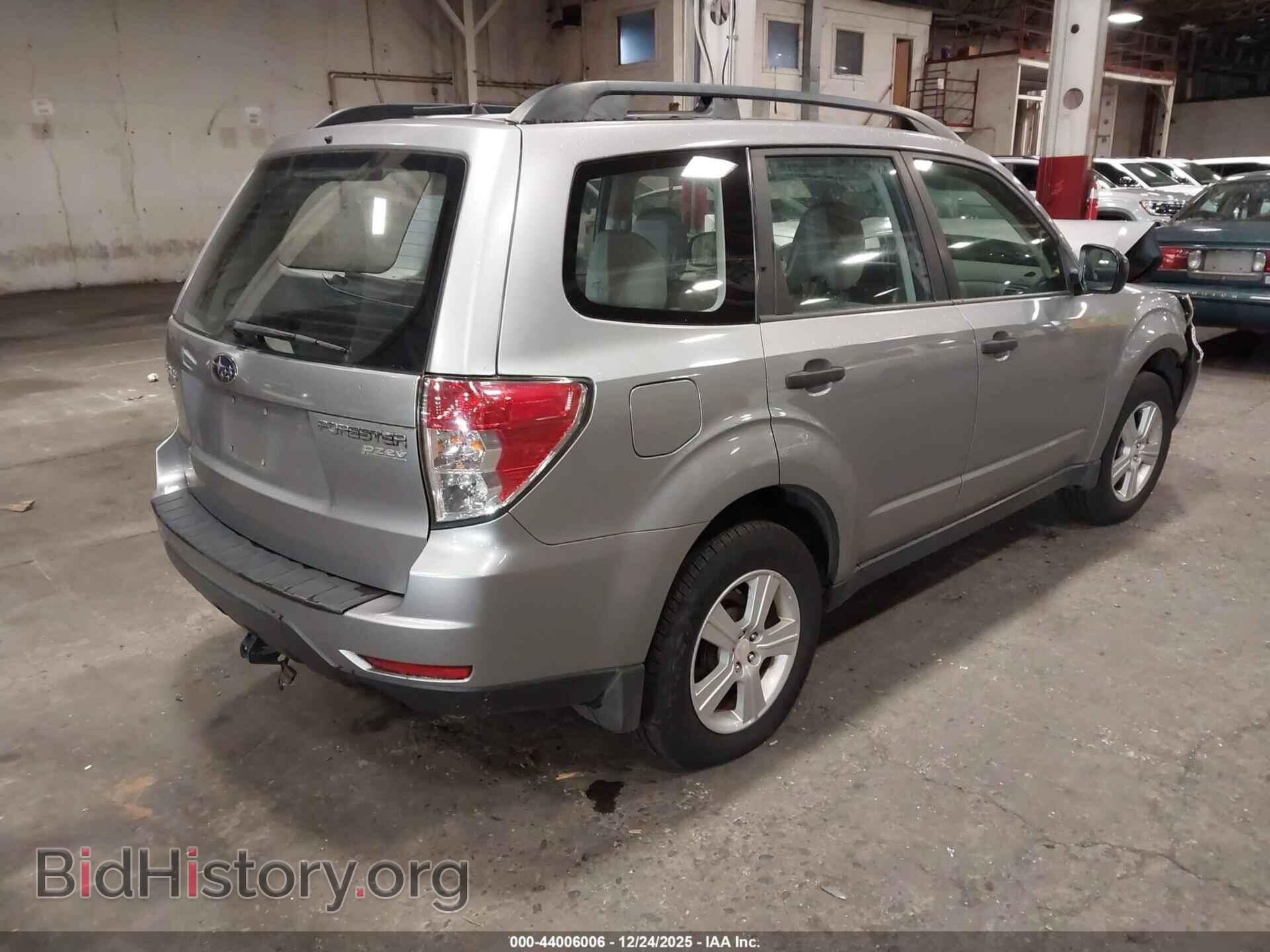 2011 SUBARU FORESTER - VIN: JF2SHABC9BH773313 - Фото 4