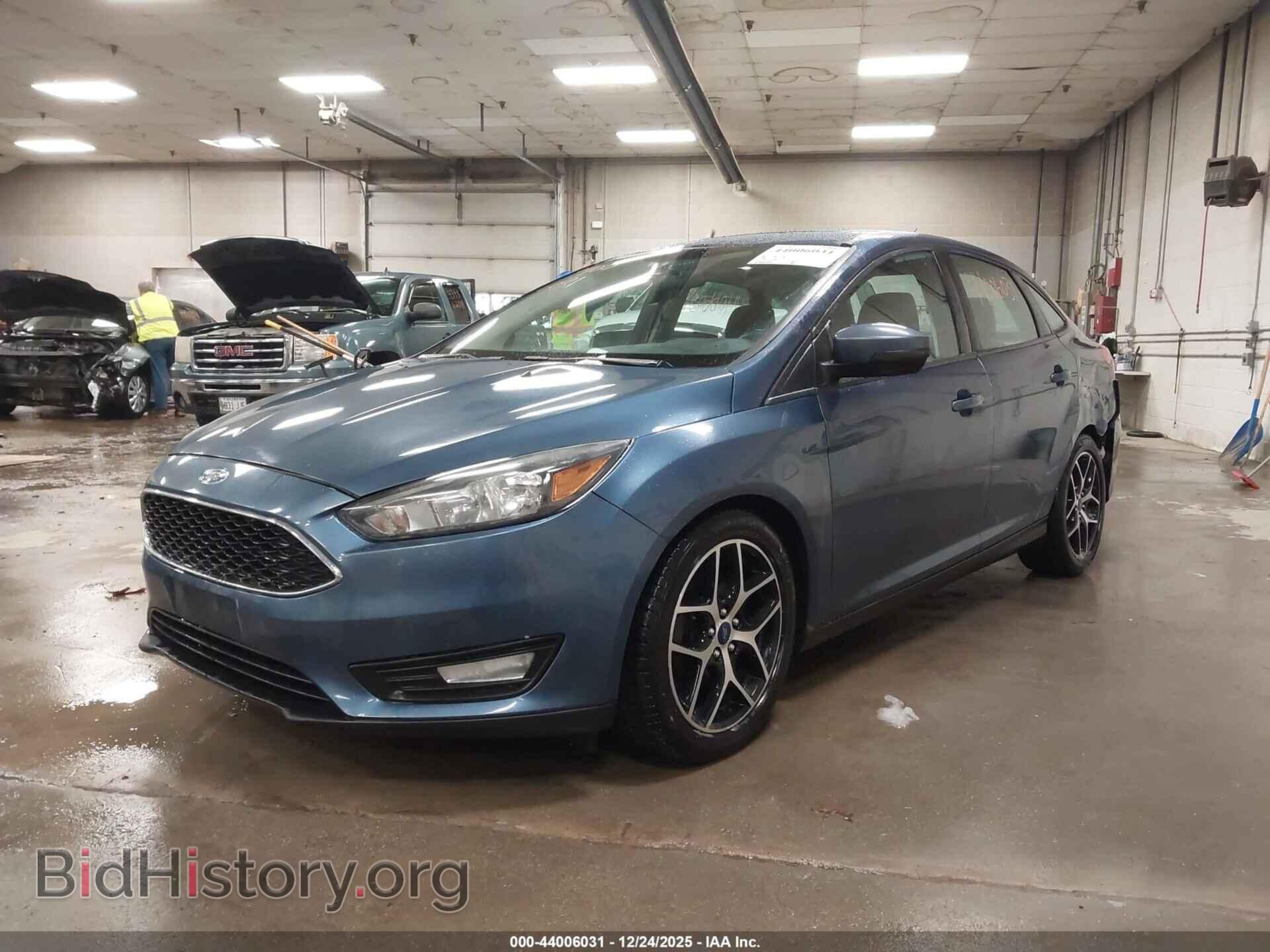 2018 FORD FOCUS - VIN: 1FADP3H29JL290877 - Фото 2