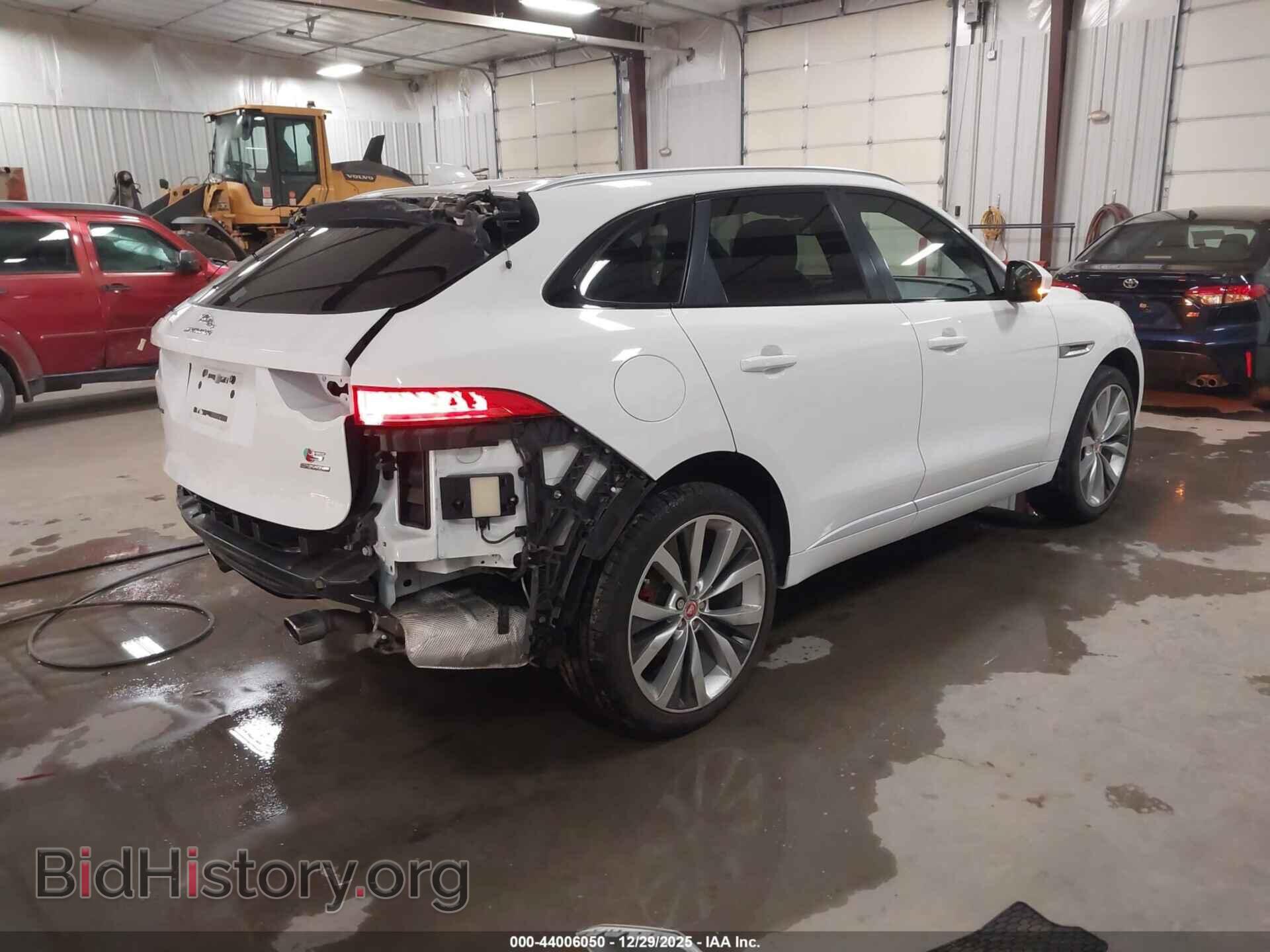 2018 JAGUAR F-PACE - VIN: SADCM2FV2JA285106 - Фото 4