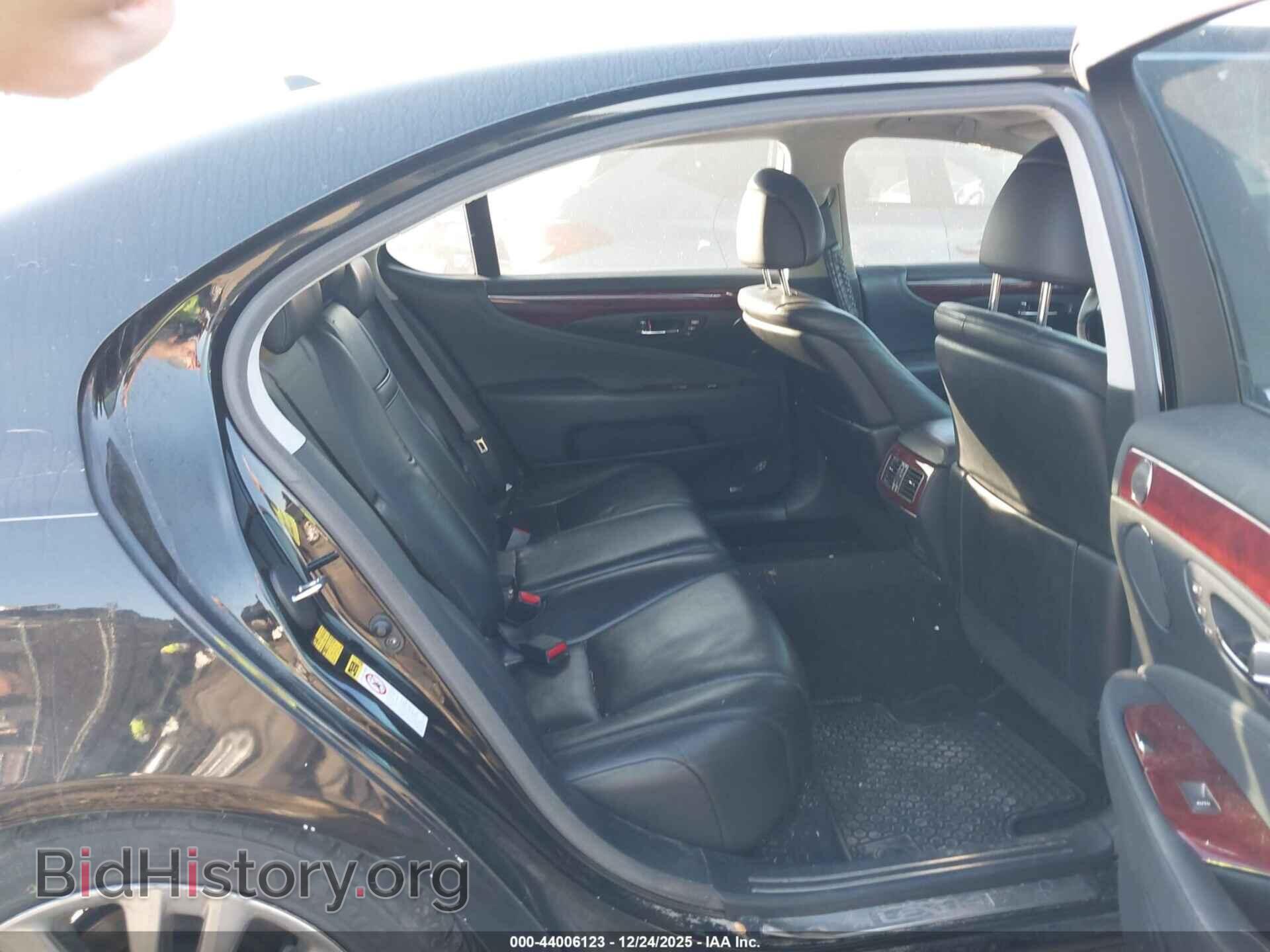 2009 LEXUS LS 460 - VIN: JTHGL46F995033957 - Photo 8