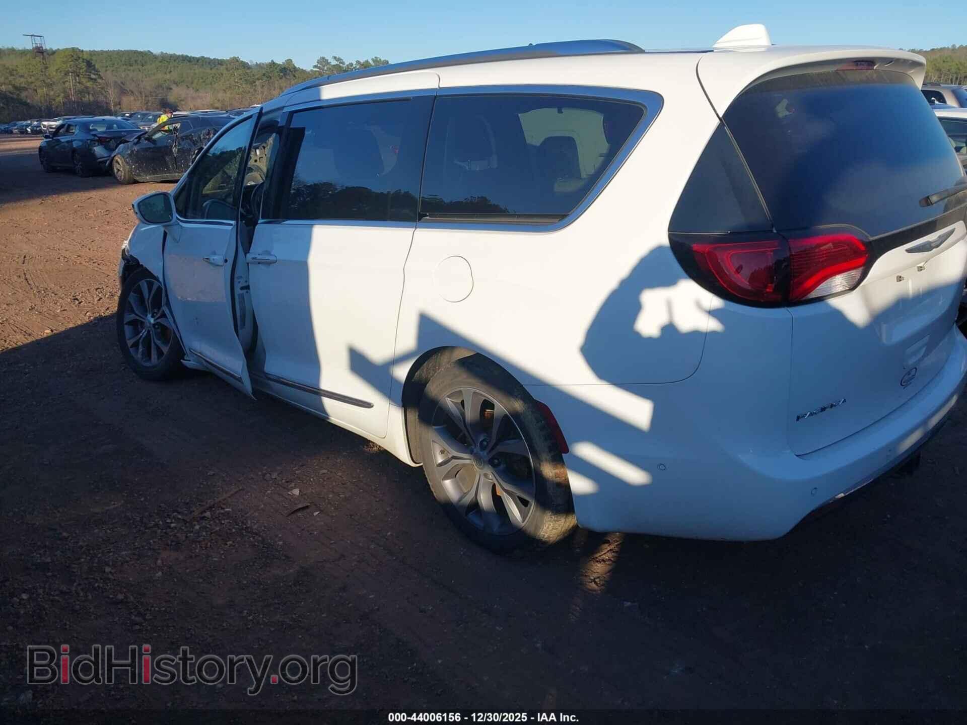 2018 CHRYSLER PACIFICA - VIN: 2C4RC1GGXJR103165 - Фото 3