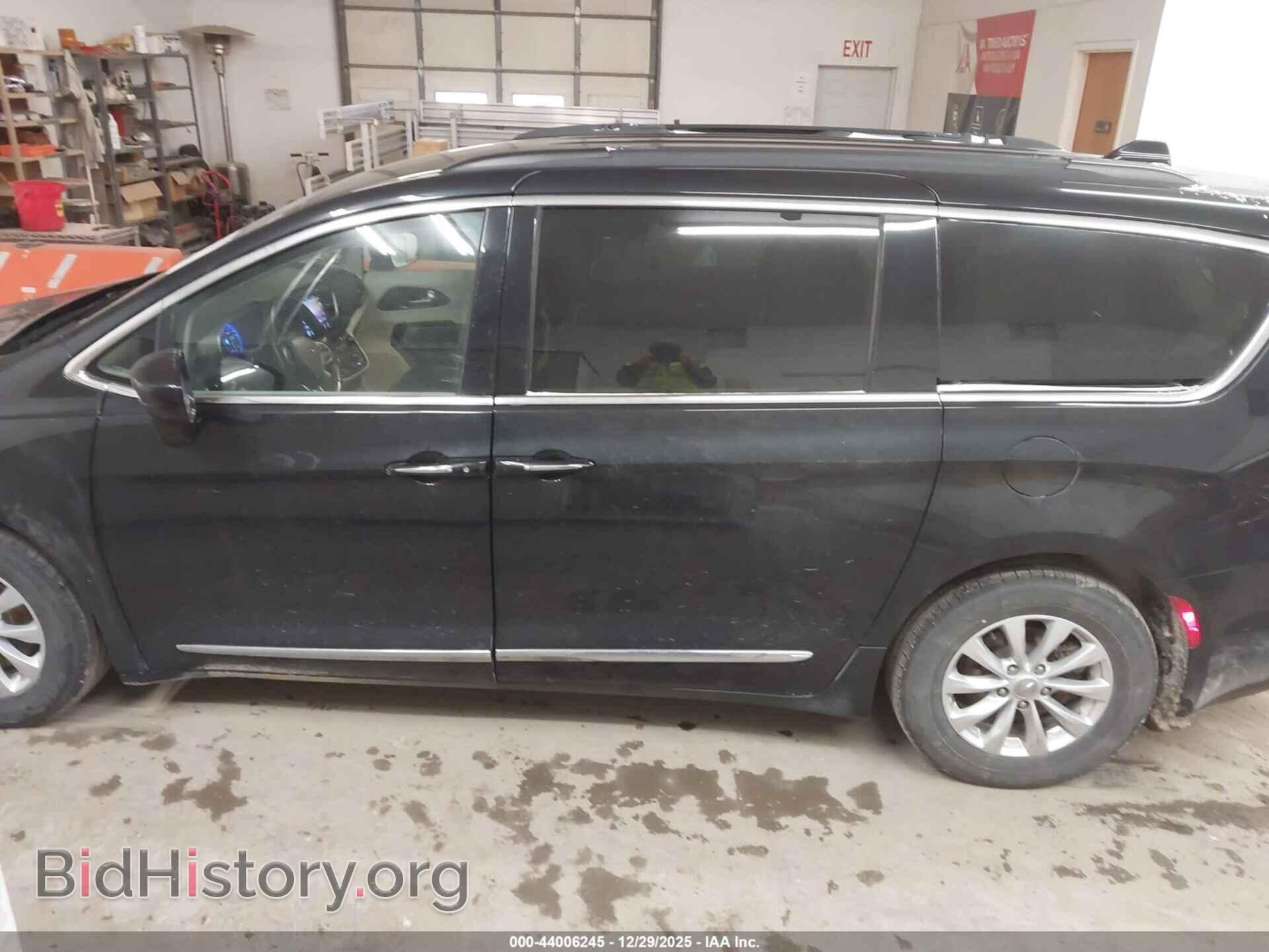 2017 CHRYSLER PACIFICA - VIN: 2C4RC1BG0HR530002 - Фото 14