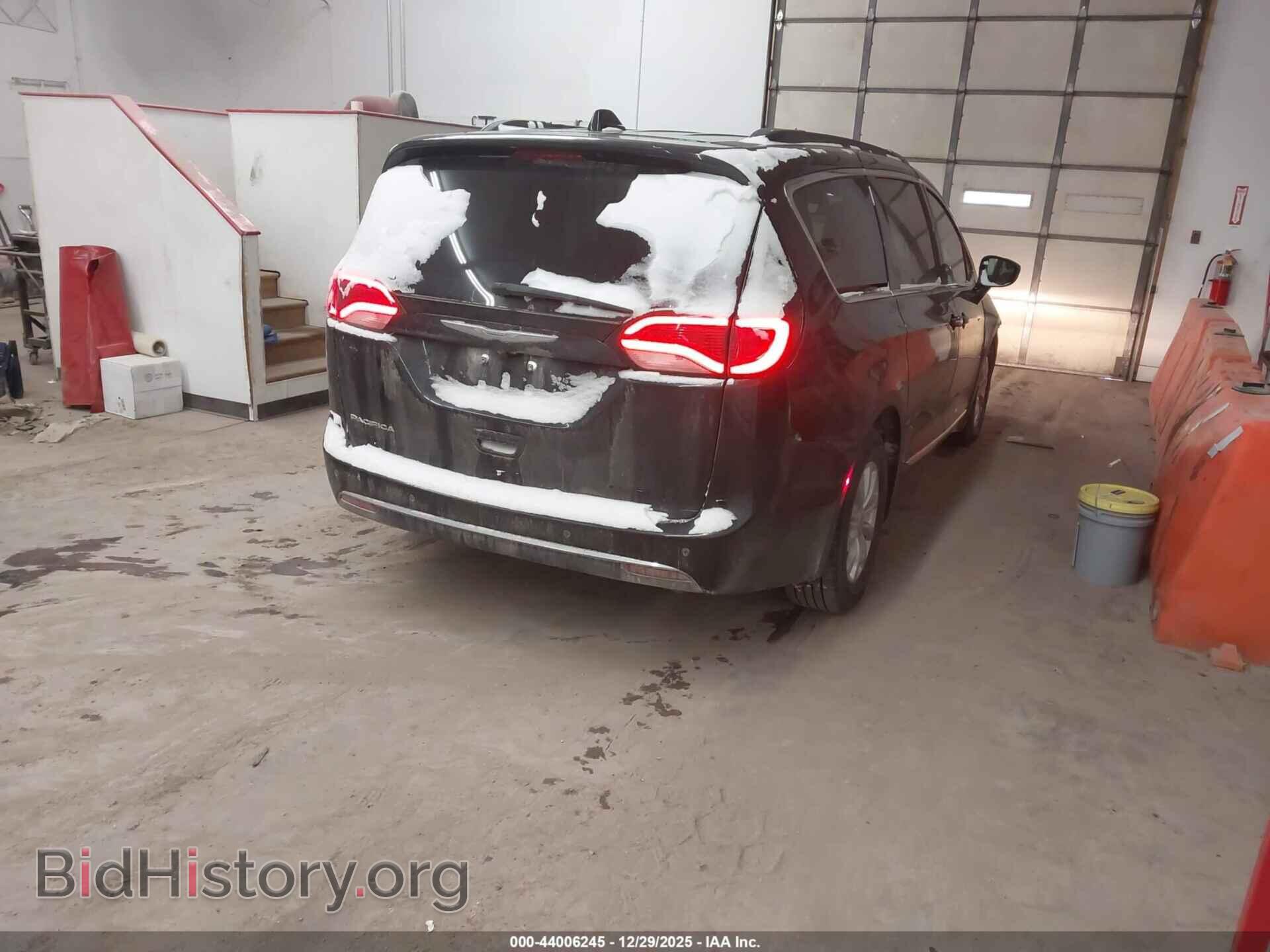 2017 CHRYSLER PACIFICA - VIN: 2C4RC1BG0HR530002 - Фото 4