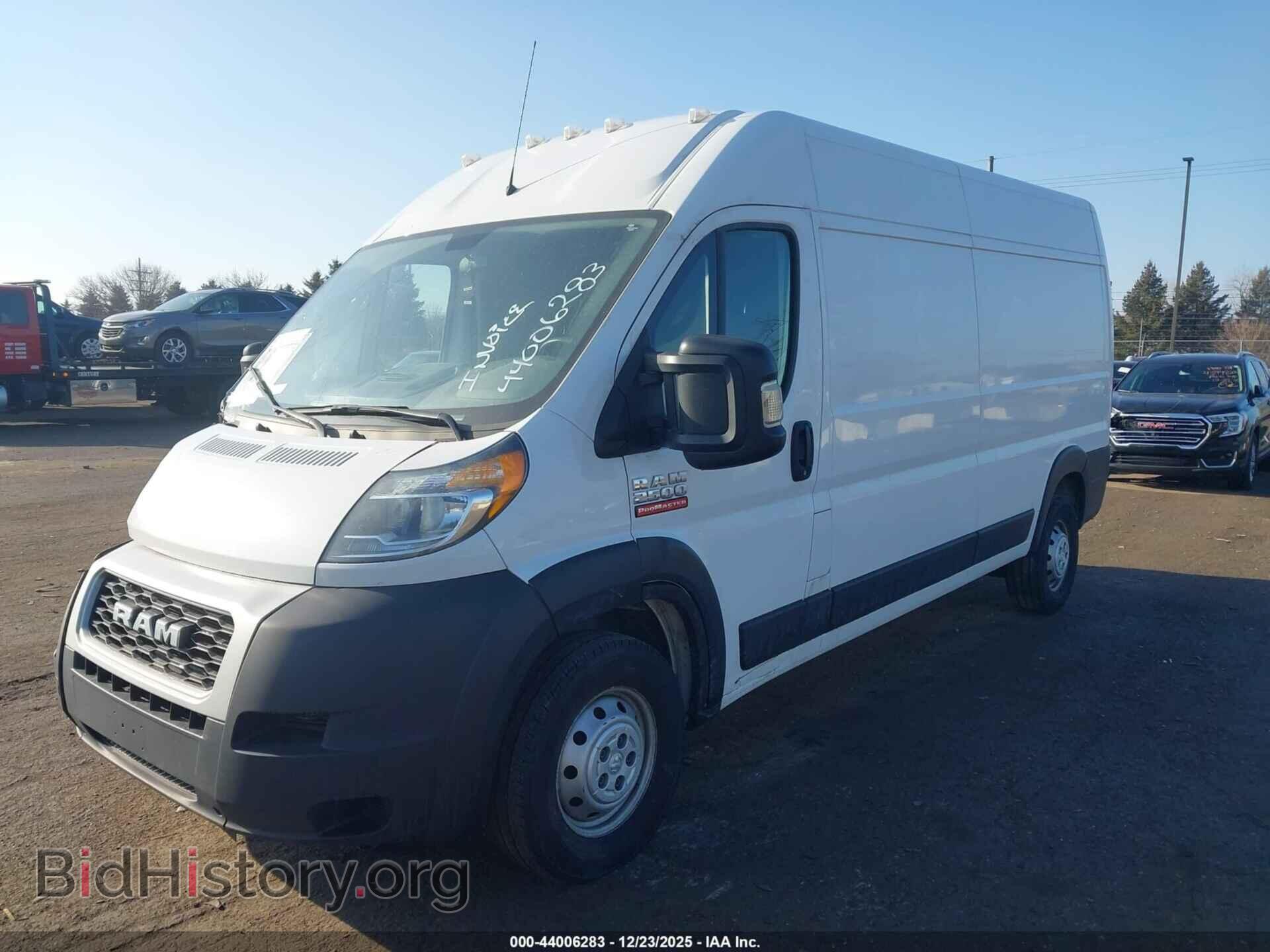 2021 RAM PROMASTER 2500 - VIN: 3C6LRVDG8ME513122 - Фото 2
