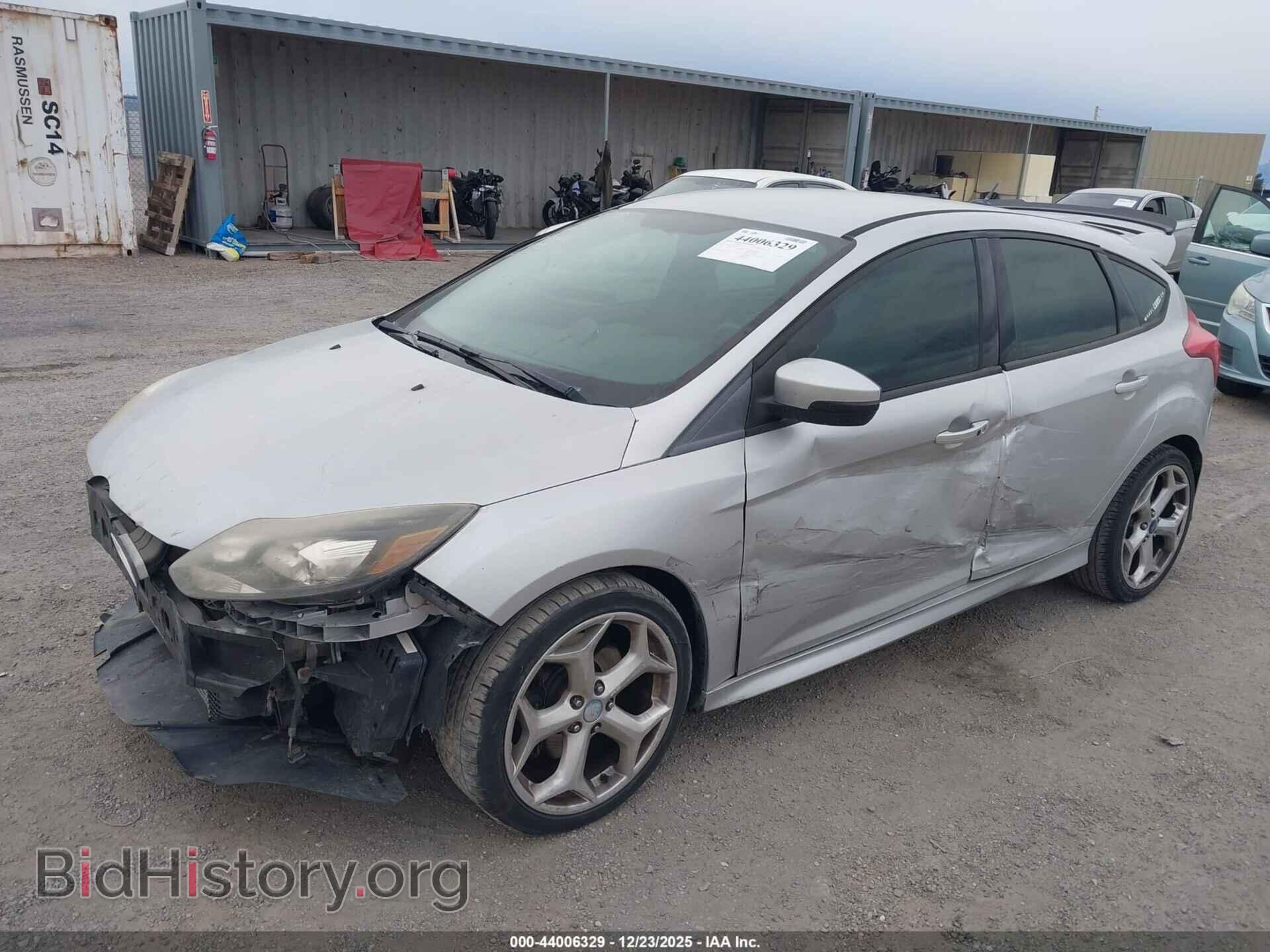2013 FORD FOCUS ST - VIN: 1FADP3L99DL166374 - Фото 2