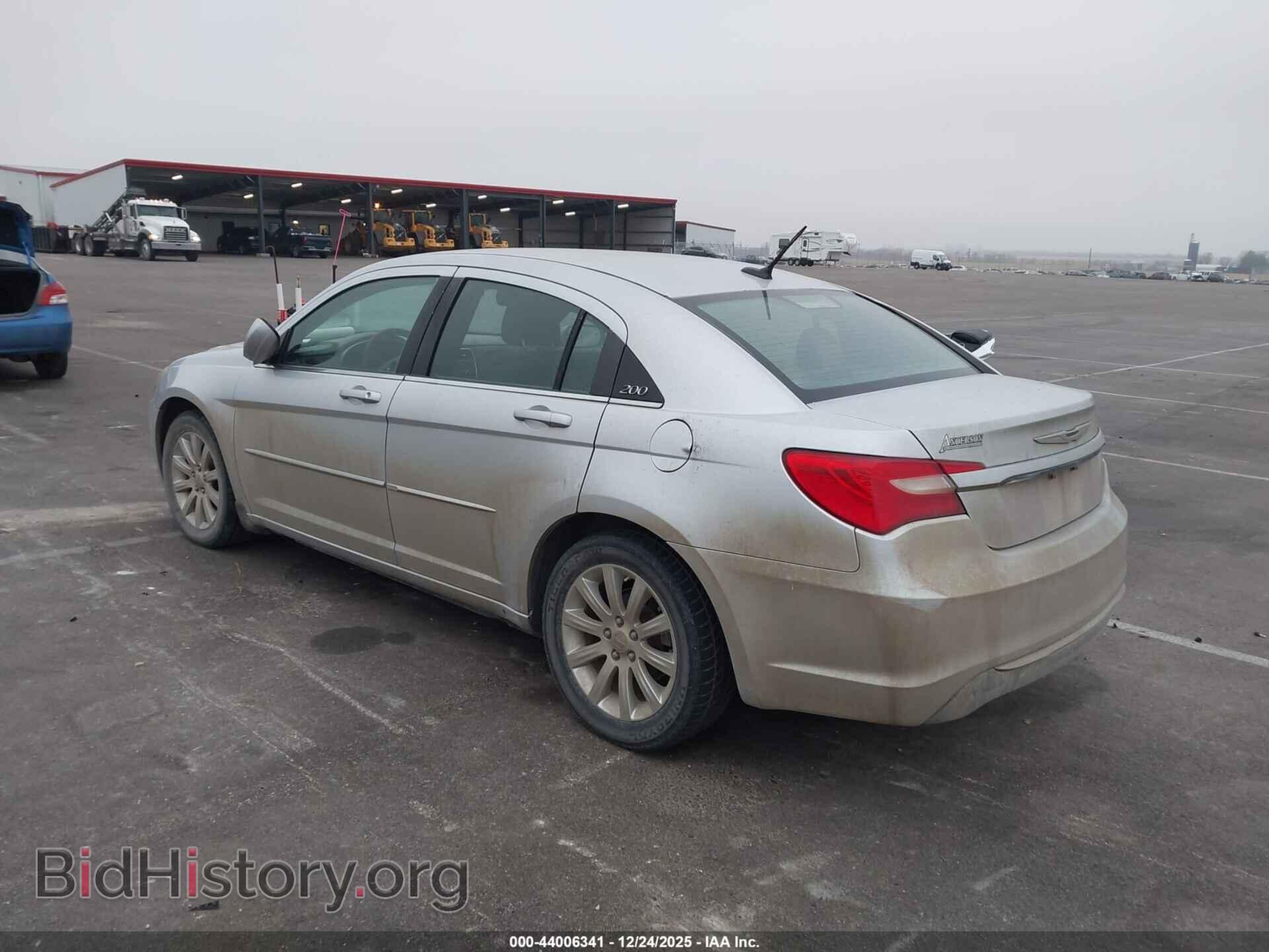 2012 CHRYSLER 200 - VIN: 1C3CCBBB6CN155081 - Фото 3