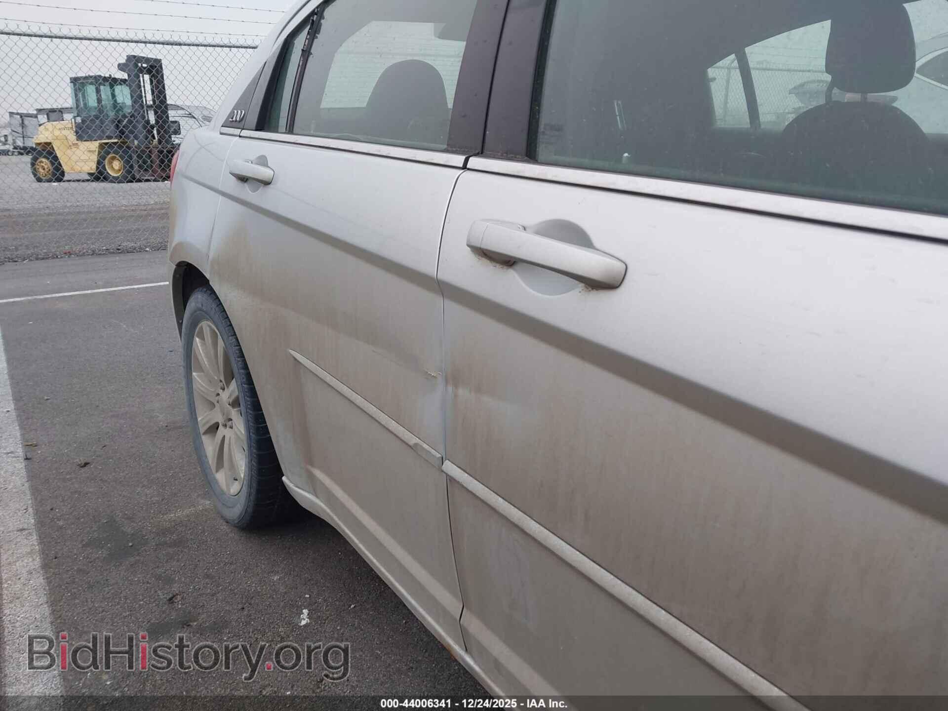 2012 CHRYSLER 200 - VIN: 1C3CCBBB6CN155081 - Фото 6