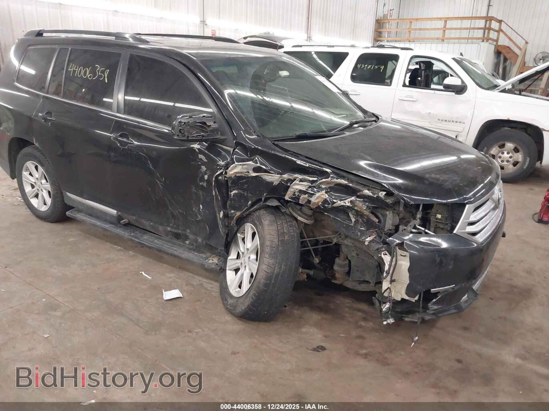 Photo 5TDBK3EH2BS088083 - TOYOTA HIGHLANDER 2011