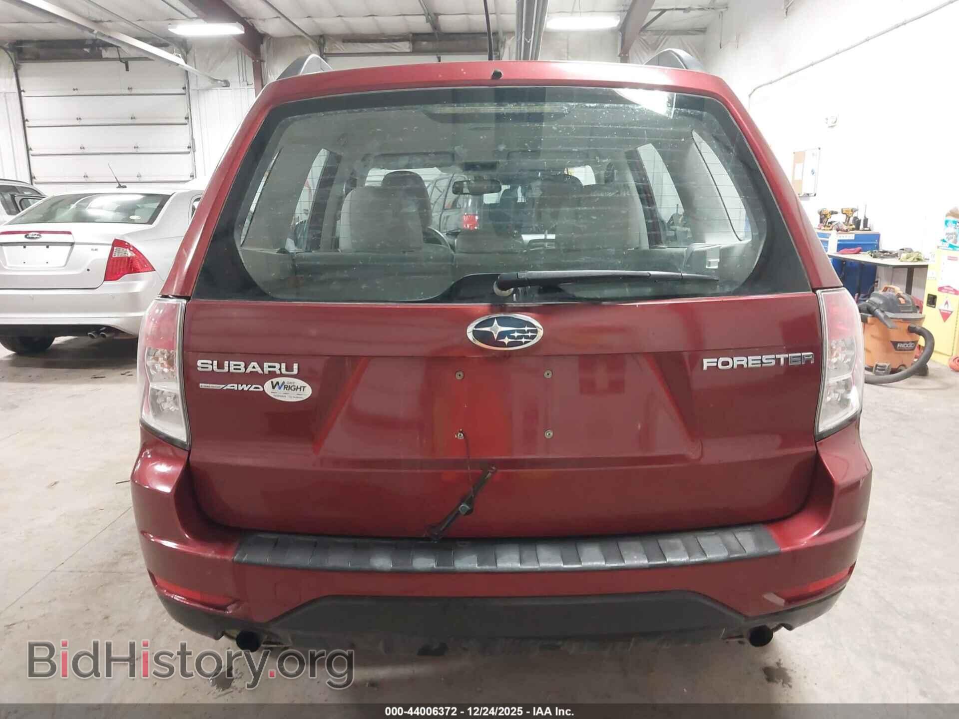 2011 SUBARU FORESTER - VIN: JF2SHBBC2BH710141 - Фото 16