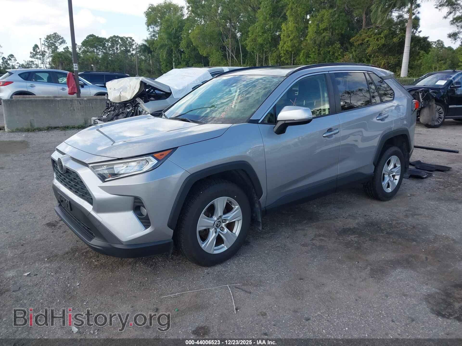 2020 TOYOTA RAV4 - VIN: JTMP1RFV7LD054265 - Фото 2