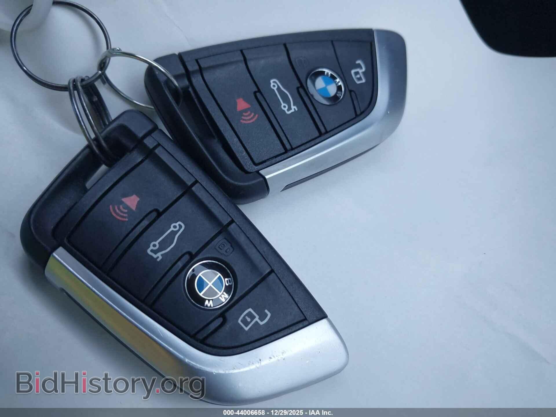 2023 BMW 330I - VIN: 3MW89FF07P8D69955 - Фото 11