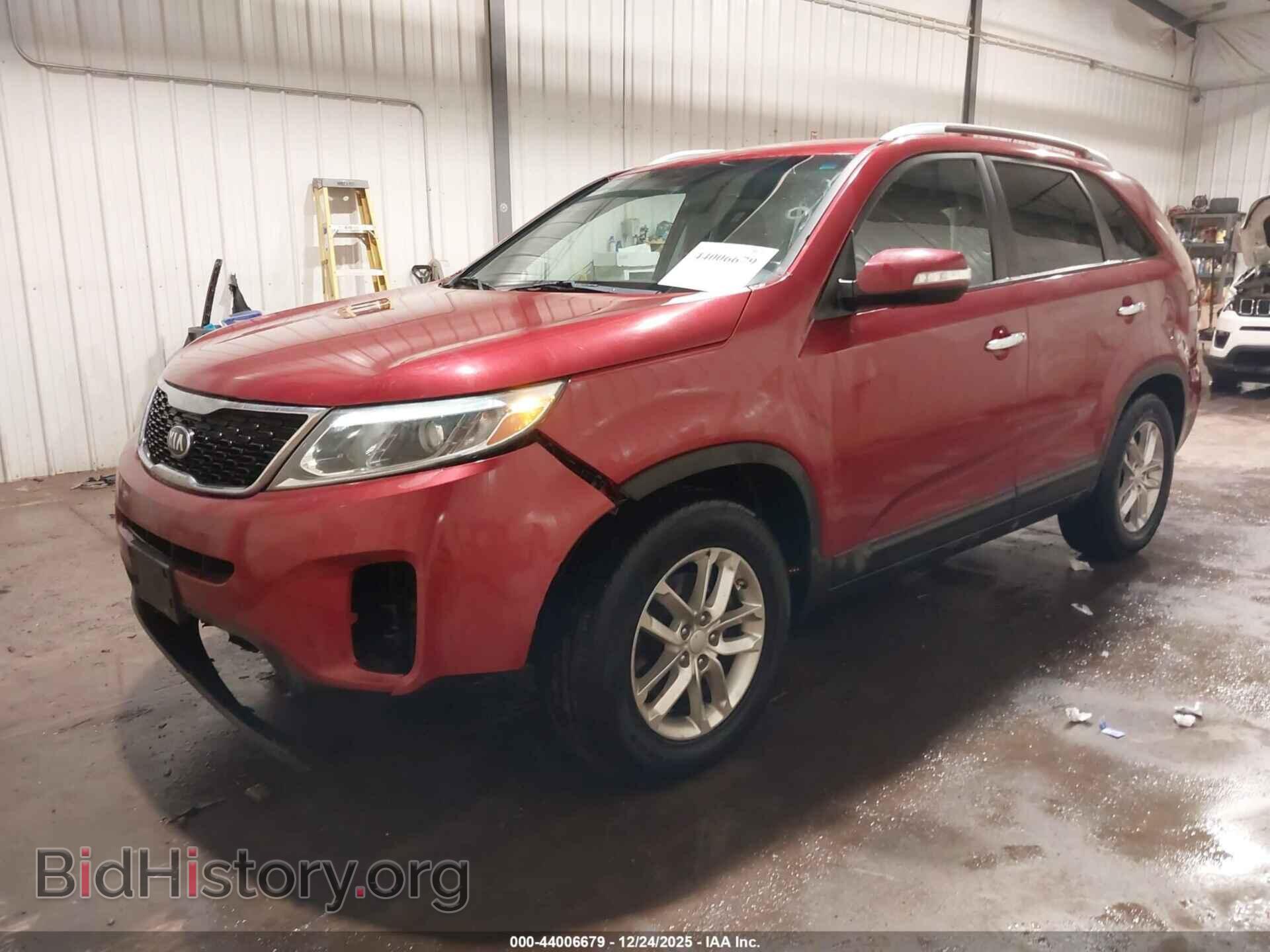 2014 KIA SORENTO - VIN: 5XYKTCA60EG544150 - Фото 2