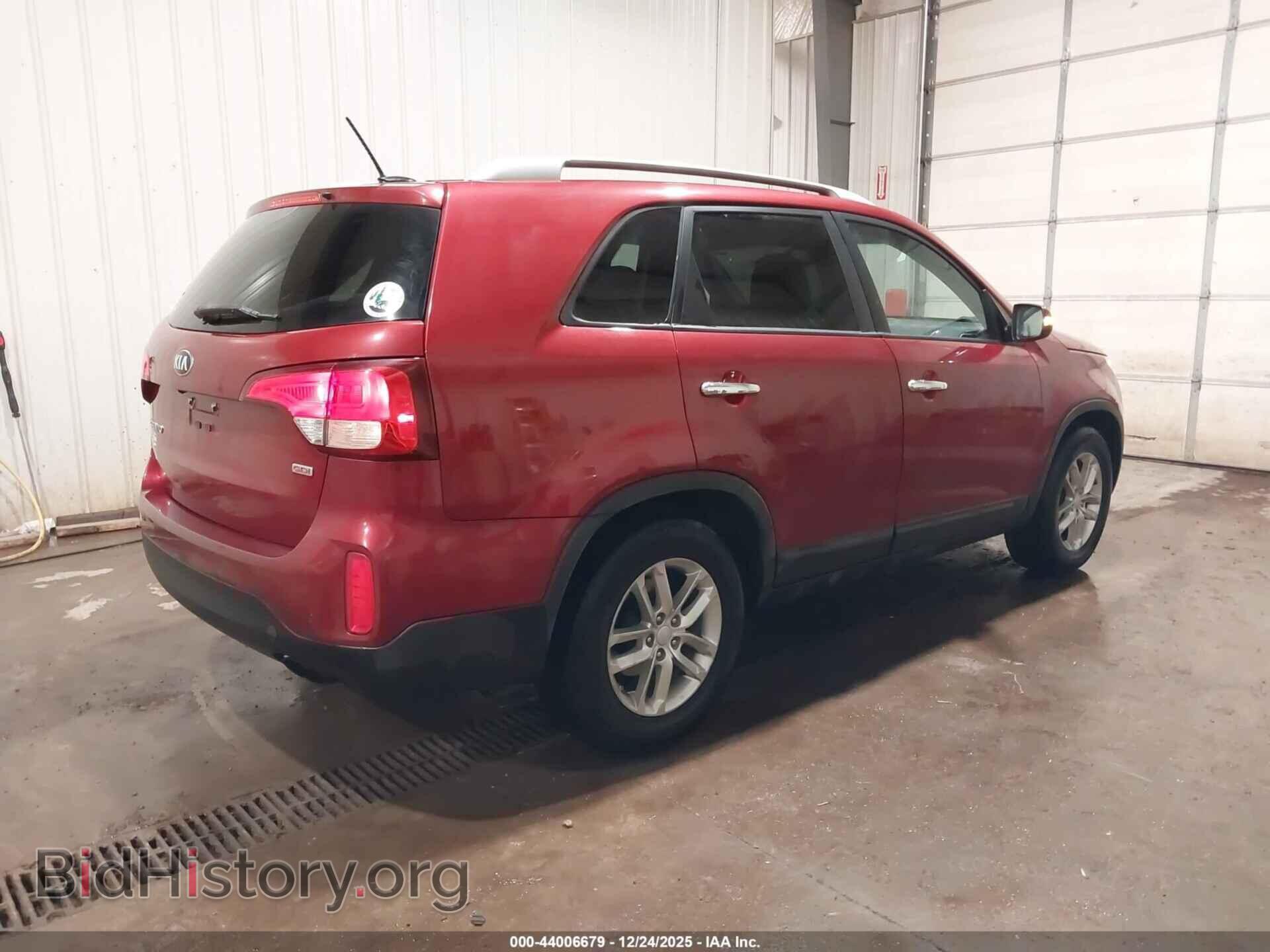 2014 KIA SORENTO - VIN: 5XYKTCA60EG544150 - Фото 4