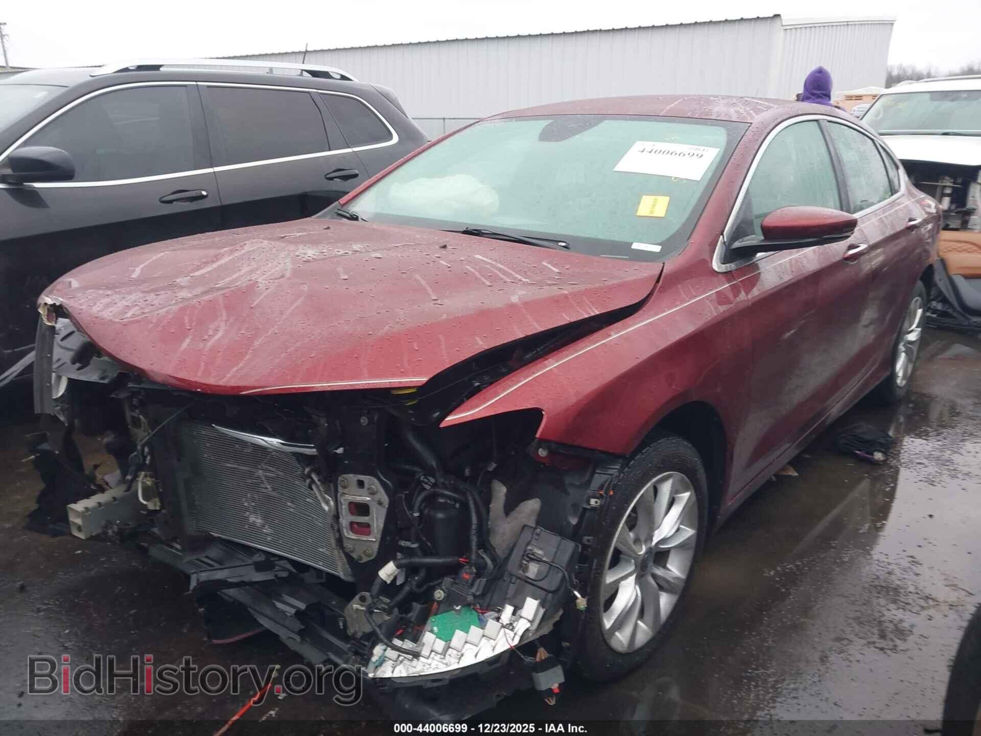 2015 CHRYSLER 200 - VIN: 1C3CCCCG7FN524809 - Фото 2