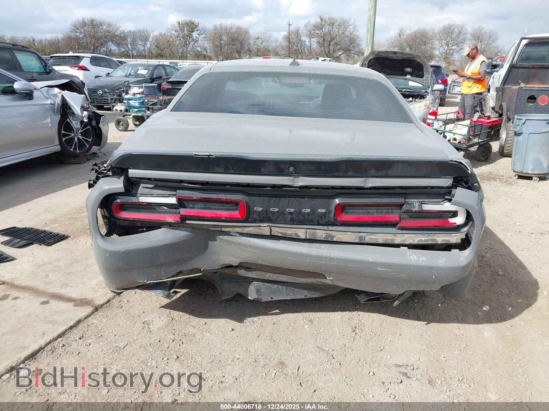 2017 DODGE CHALLENGER - VIN: 2C3CDZBTXHH555532 - Photo 16