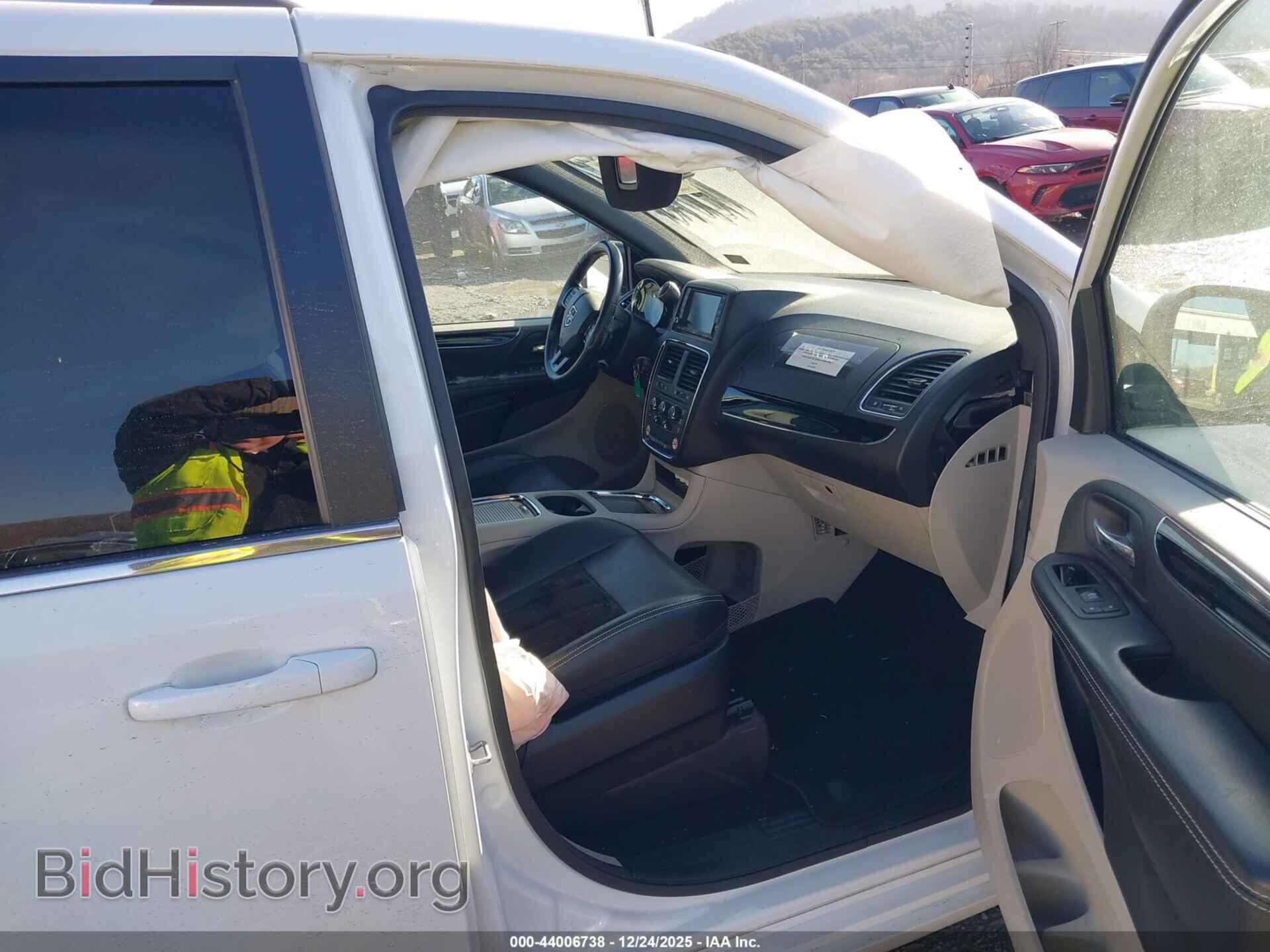 2018 DODGE GRAND CARAVAN - VIN: 2C4RDGCG8JR215629 - Фото 5