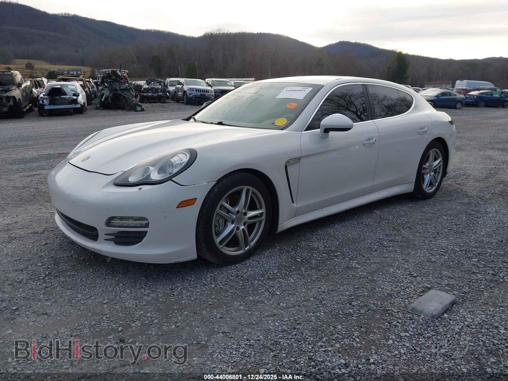 2012 PORSCHE PANAMERA - VIN: WP0AB2A76CL061510 - Фото 2