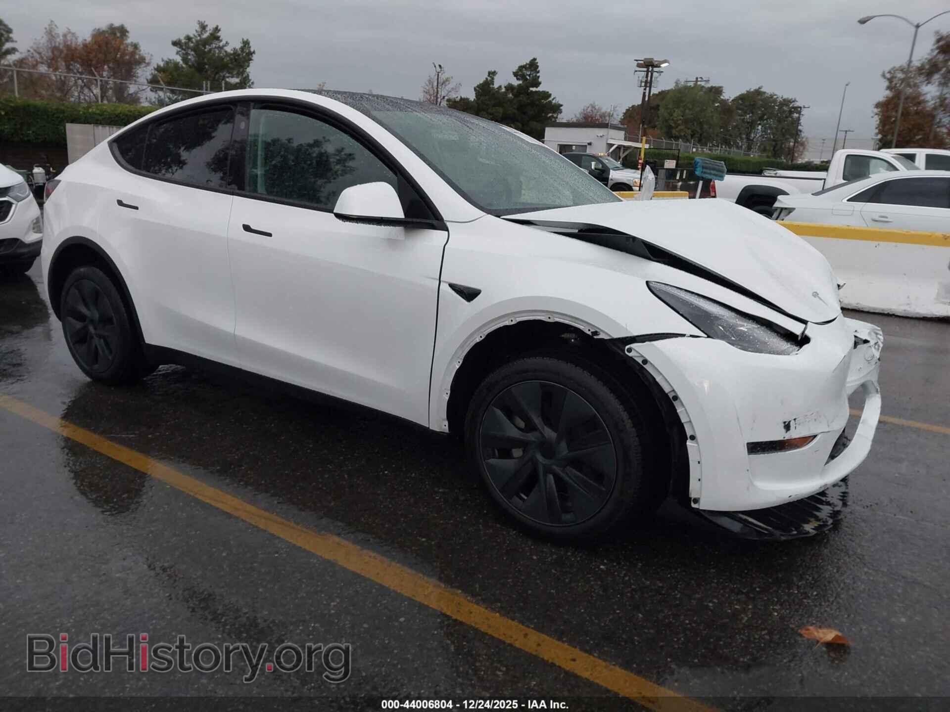 Фотография 7SAYGDED3RF149621 - TESLA MODEL Y 2024