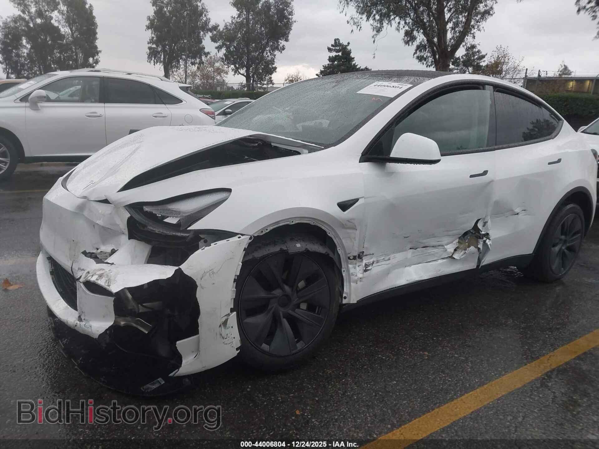 2024 TESLA MODEL Y - VIN: 7SAYGDED3RF149621 - Фото 6