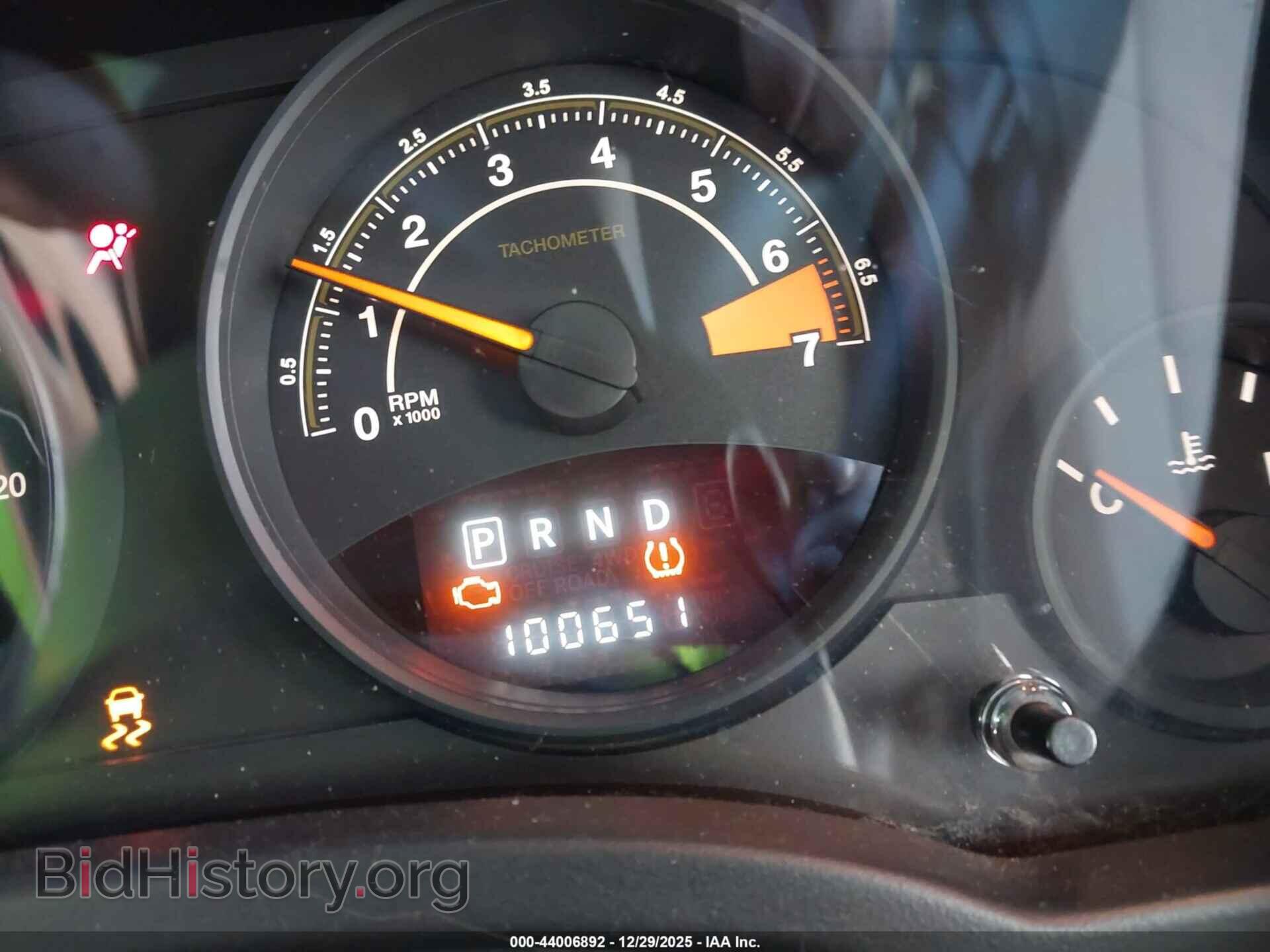 2014 JEEP COMPASS - VIN: 1C4NJCBA6ED727511 - Фото 15