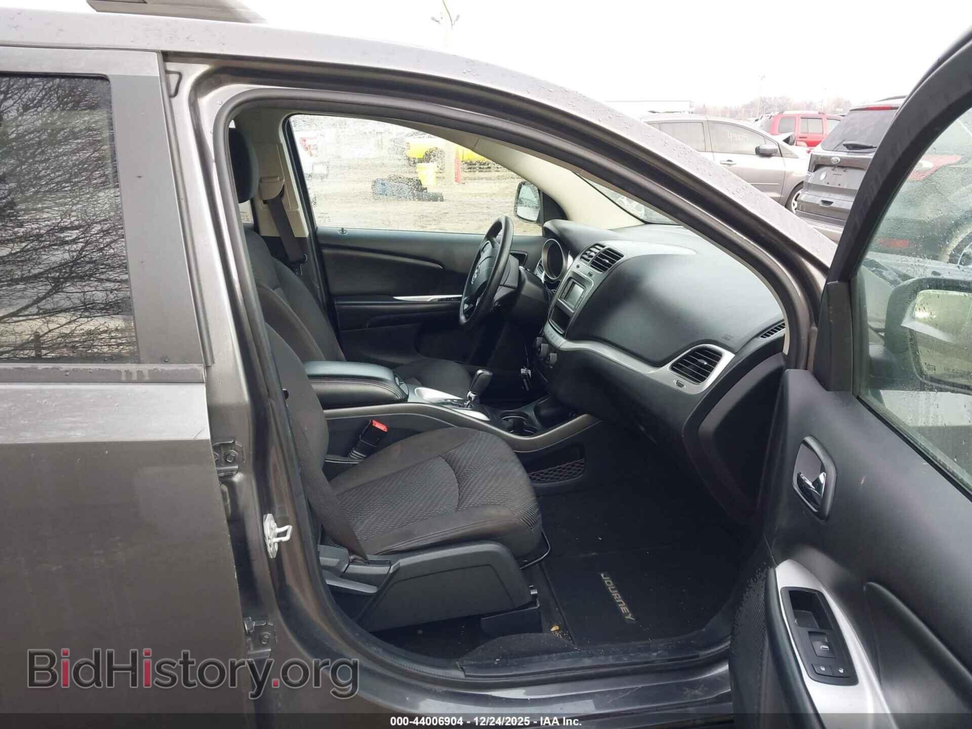 2017 DODGE JOURNEY - VIN: 3C4PDCBG7HT526543 - Фото 5