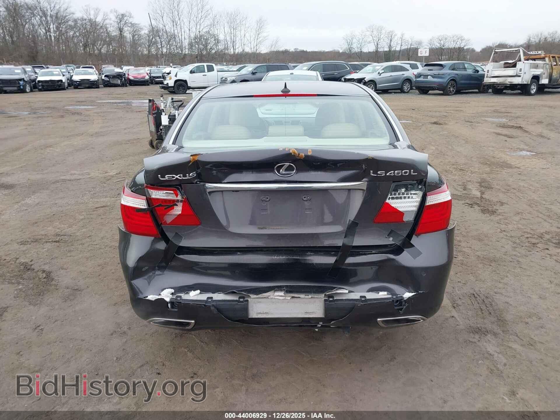 2009 LEXUS LS 460 - VIN: JTHGL46F595033650 - Photo 16