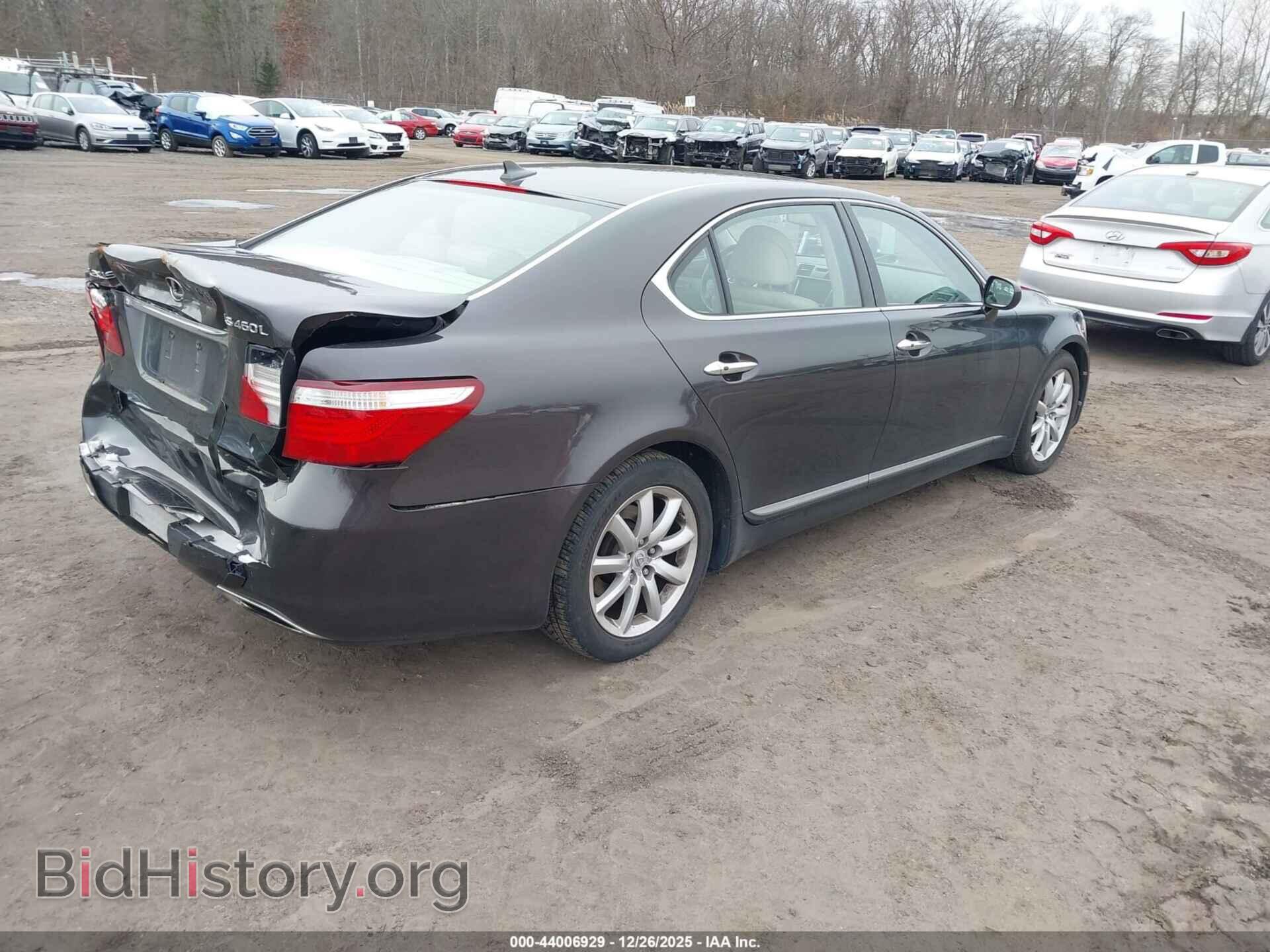 2009 LEXUS LS 460 - VIN: JTHGL46F595033650 - Photo 4