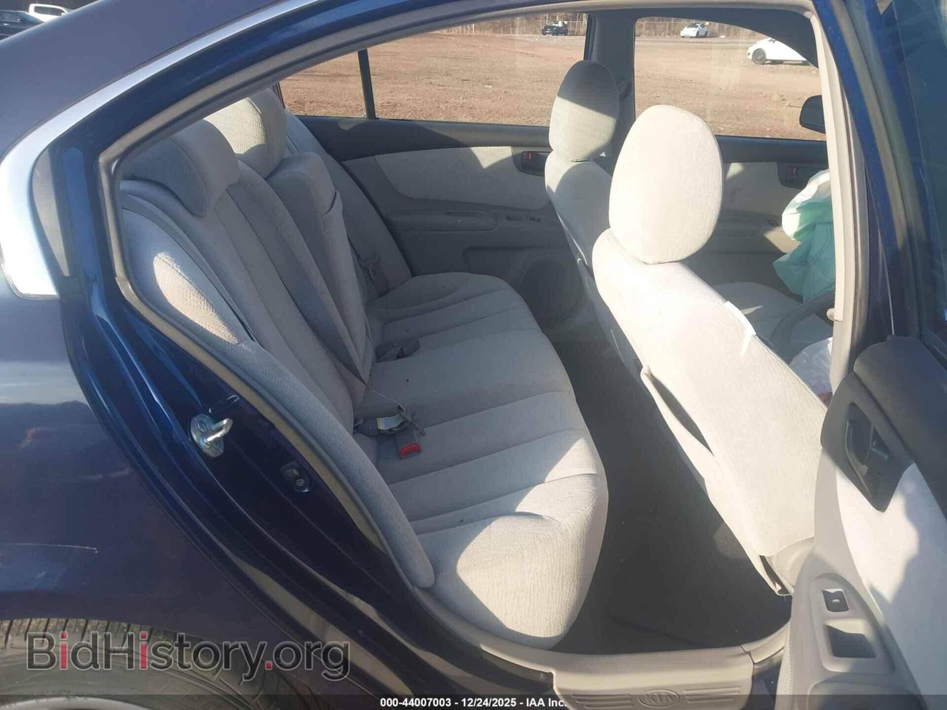 2007 KIA OPTIMA - VIN: KNAGE123375156640 - Фото 8