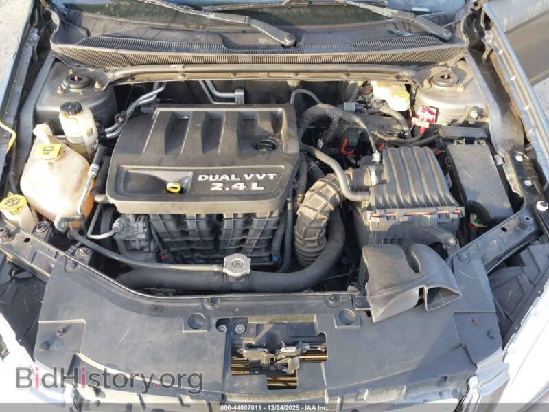 2012 Chrysler 200 (VIN 1C3CCBCB7CN140829) — фото 10 из 12