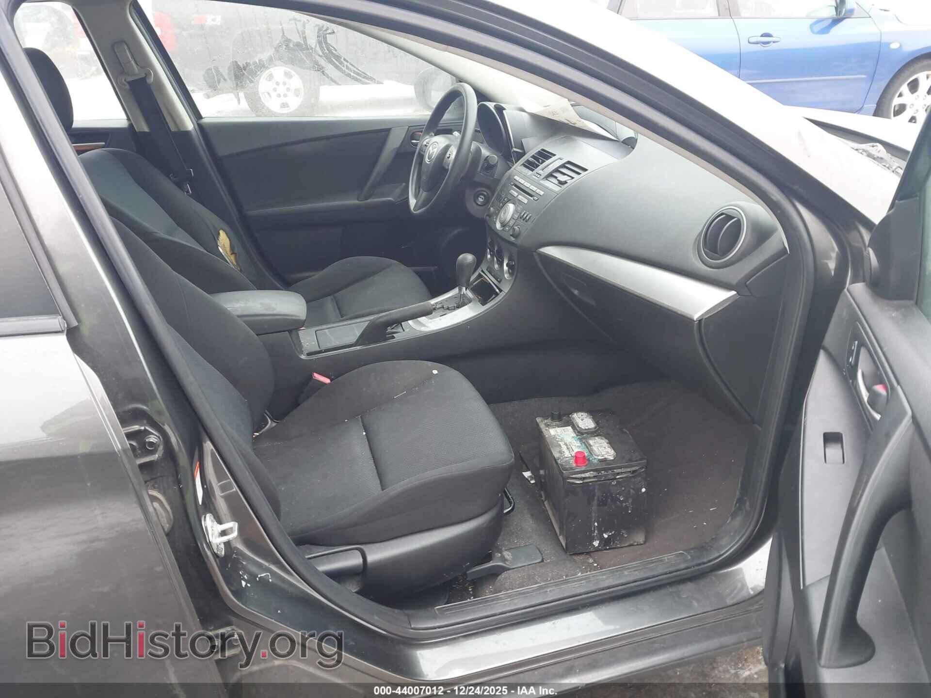 2011 MAZDA MAZDA3 - VIN: JM1BL1VF0B1355573 - Фото 5