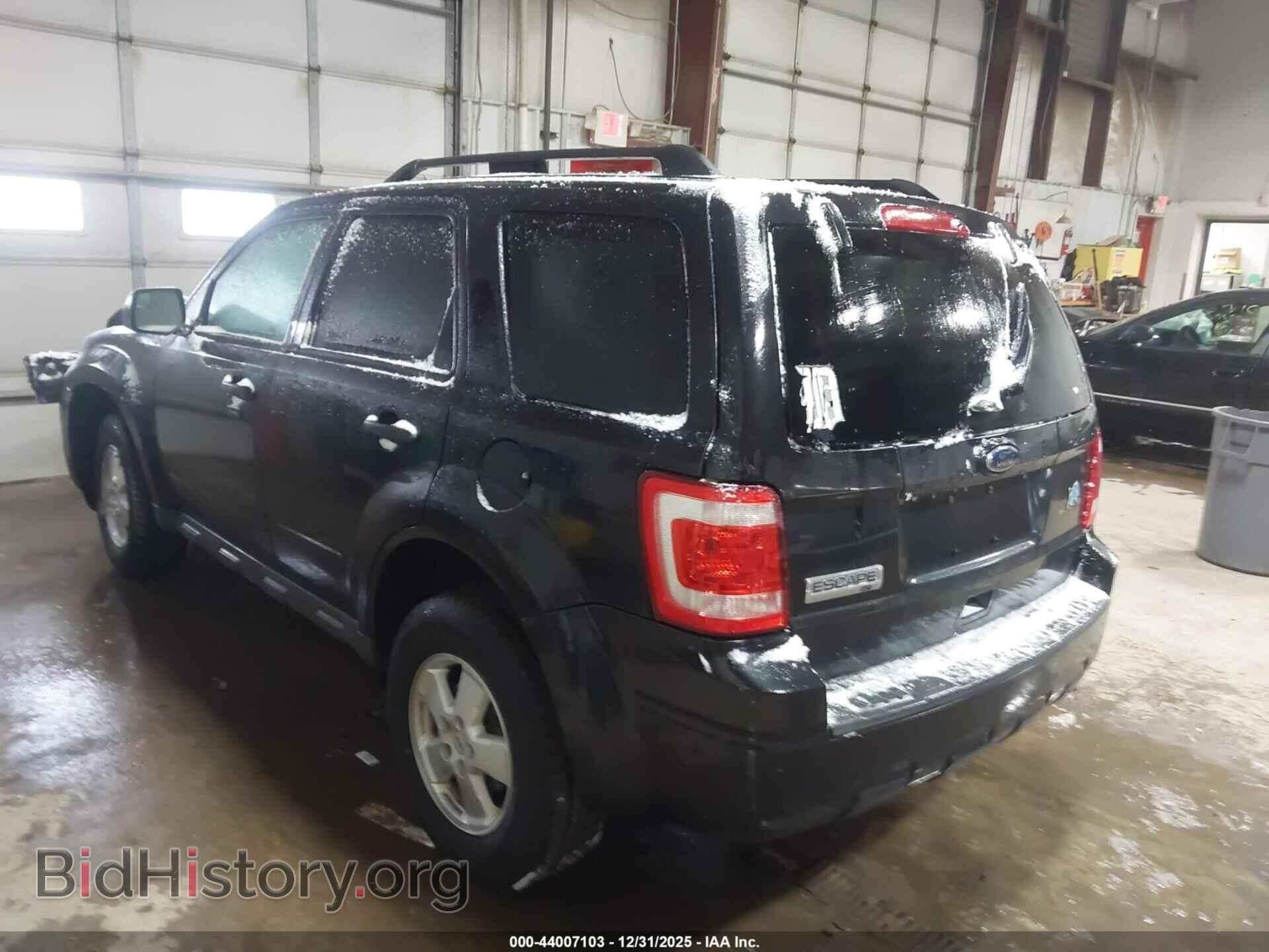 2011 FORD ESCAPE - VIN: 1FMCU0D79BKB97147 - Фото 3