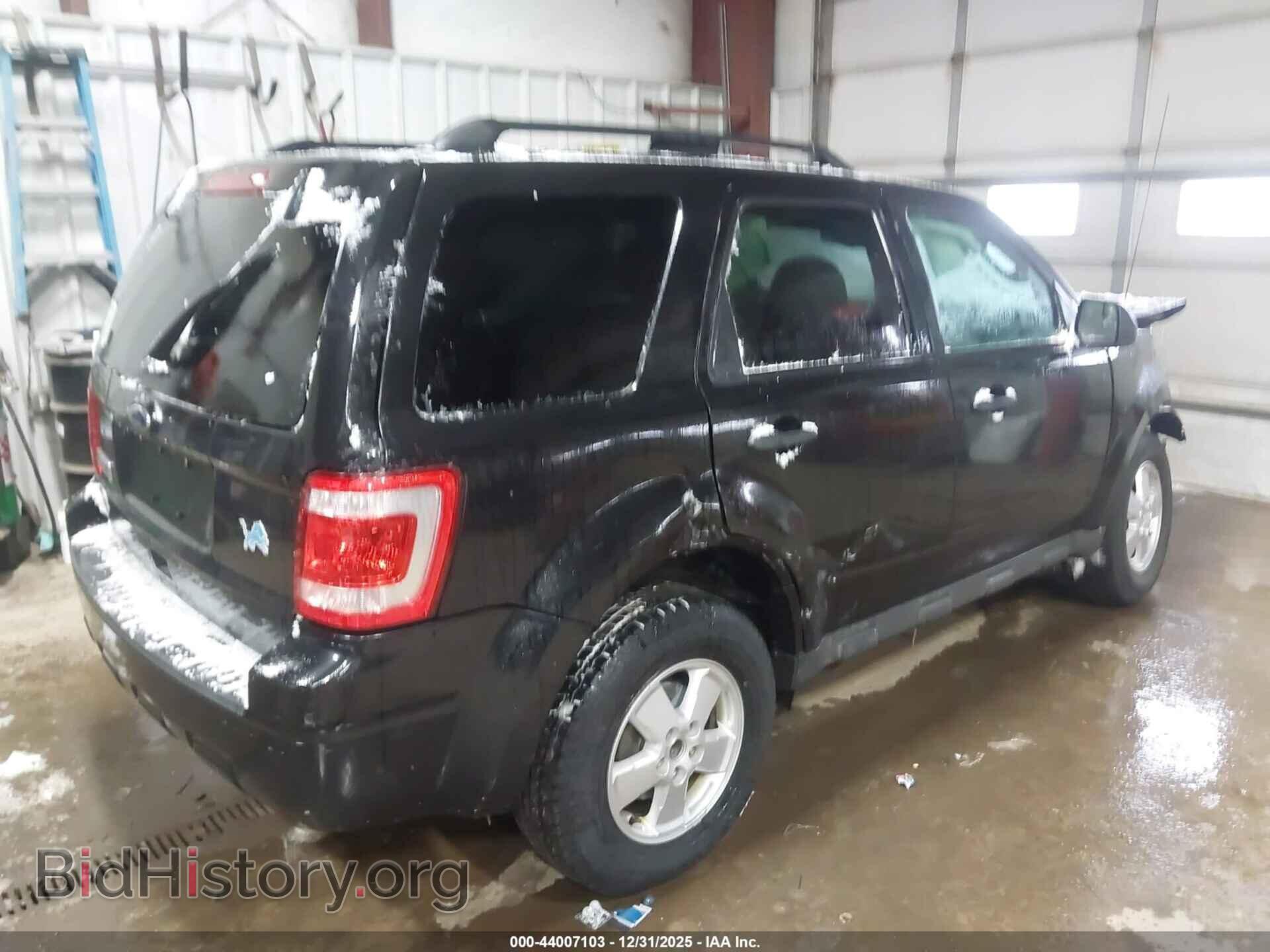 2011 FORD ESCAPE - VIN: 1FMCU0D79BKB97147 - Фото 4