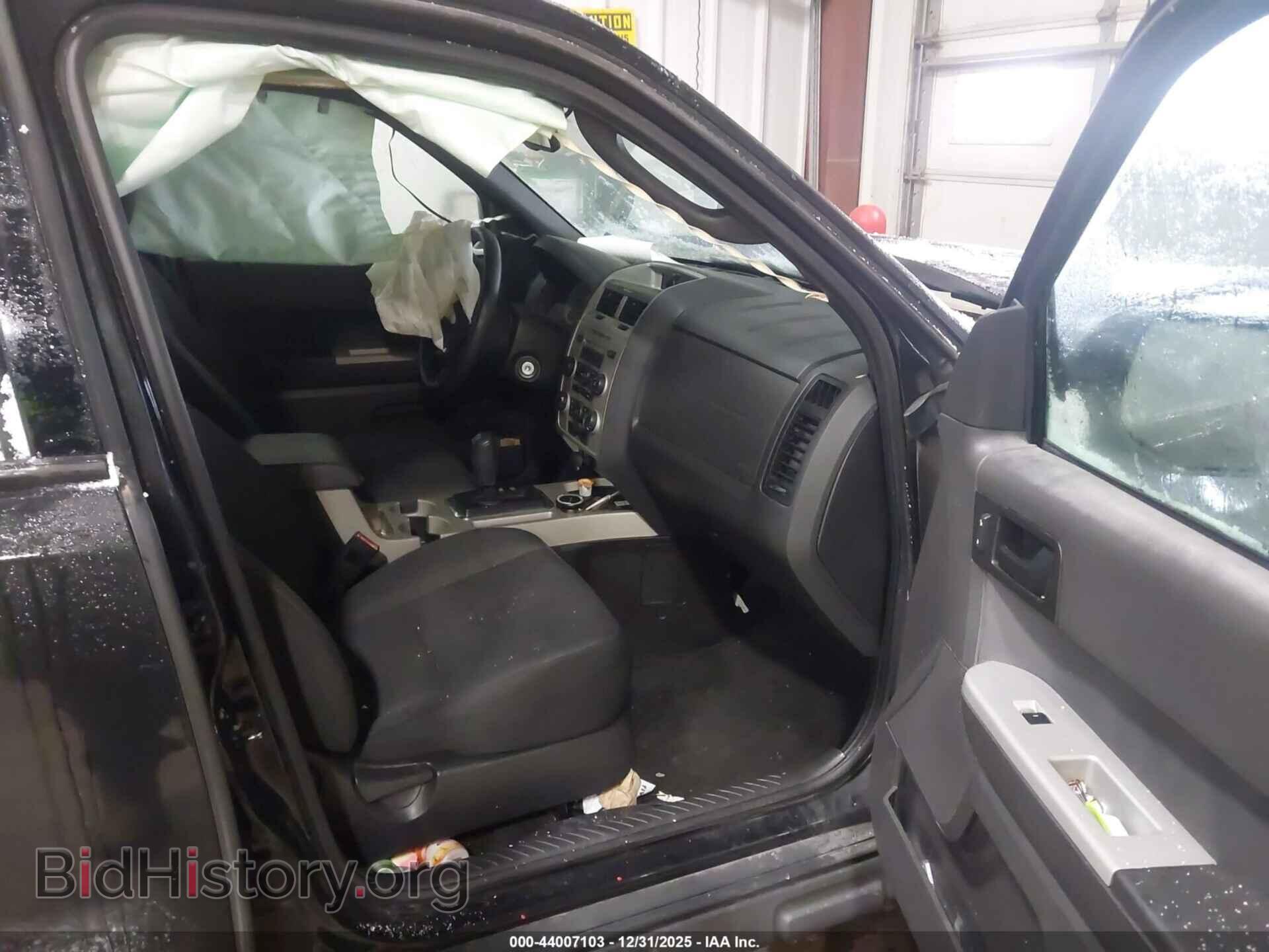 2011 FORD ESCAPE - VIN: 1FMCU0D79BKB97147 - Фото 5