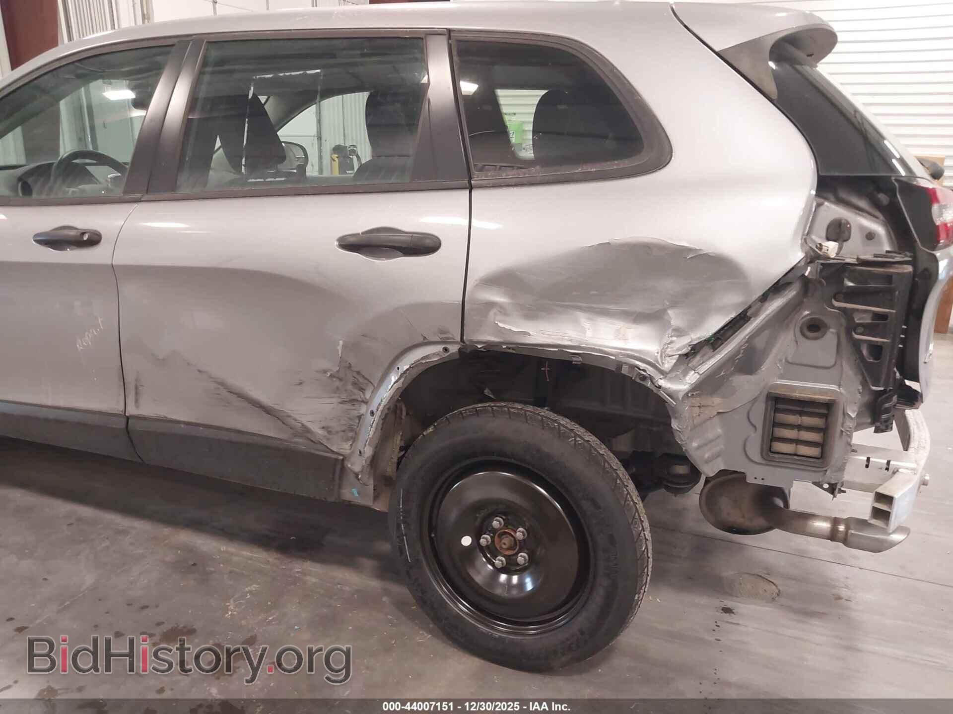 2015 JEEP CHEROKEE - VIN: 1C4PJMAB2FW528034 - Фото 6