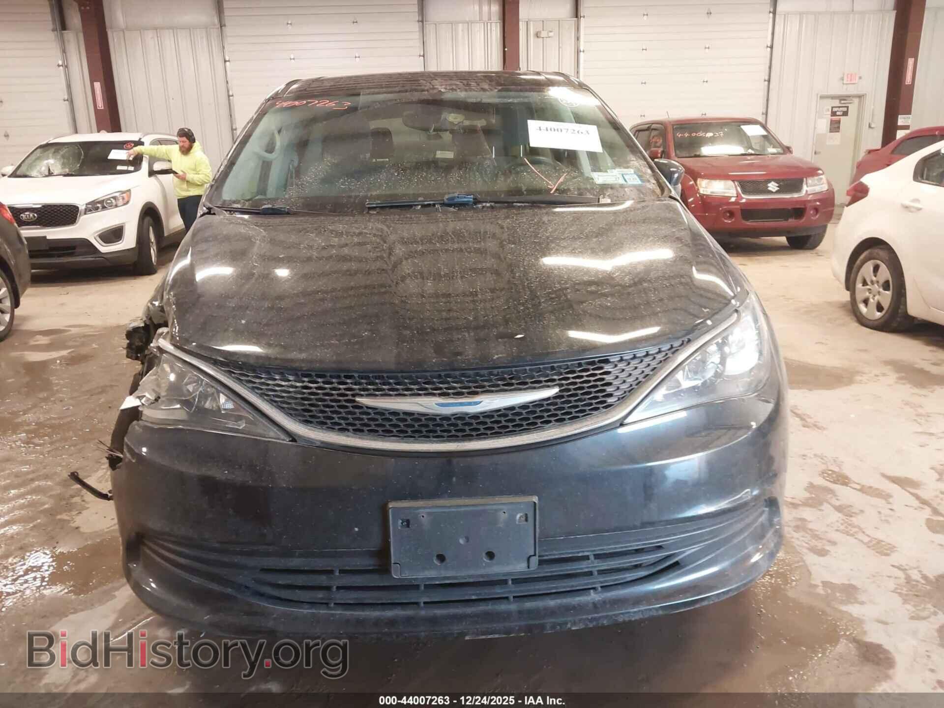 2017 CHRYSLER PACIFICA - VIN: 2C4RC1DG0HR514704 - Фото 12