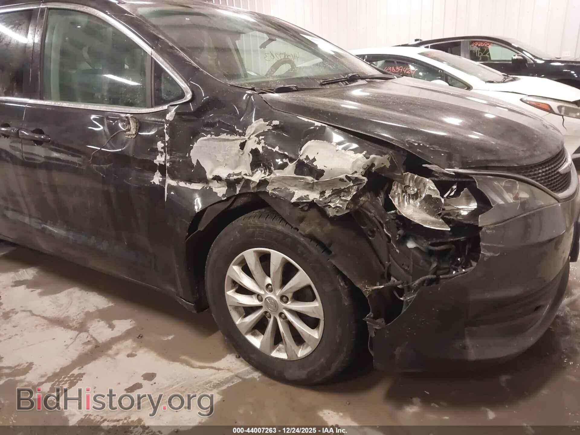 2017 CHRYSLER PACIFICA - VIN: 2C4RC1DG0HR514704 - Фото 6