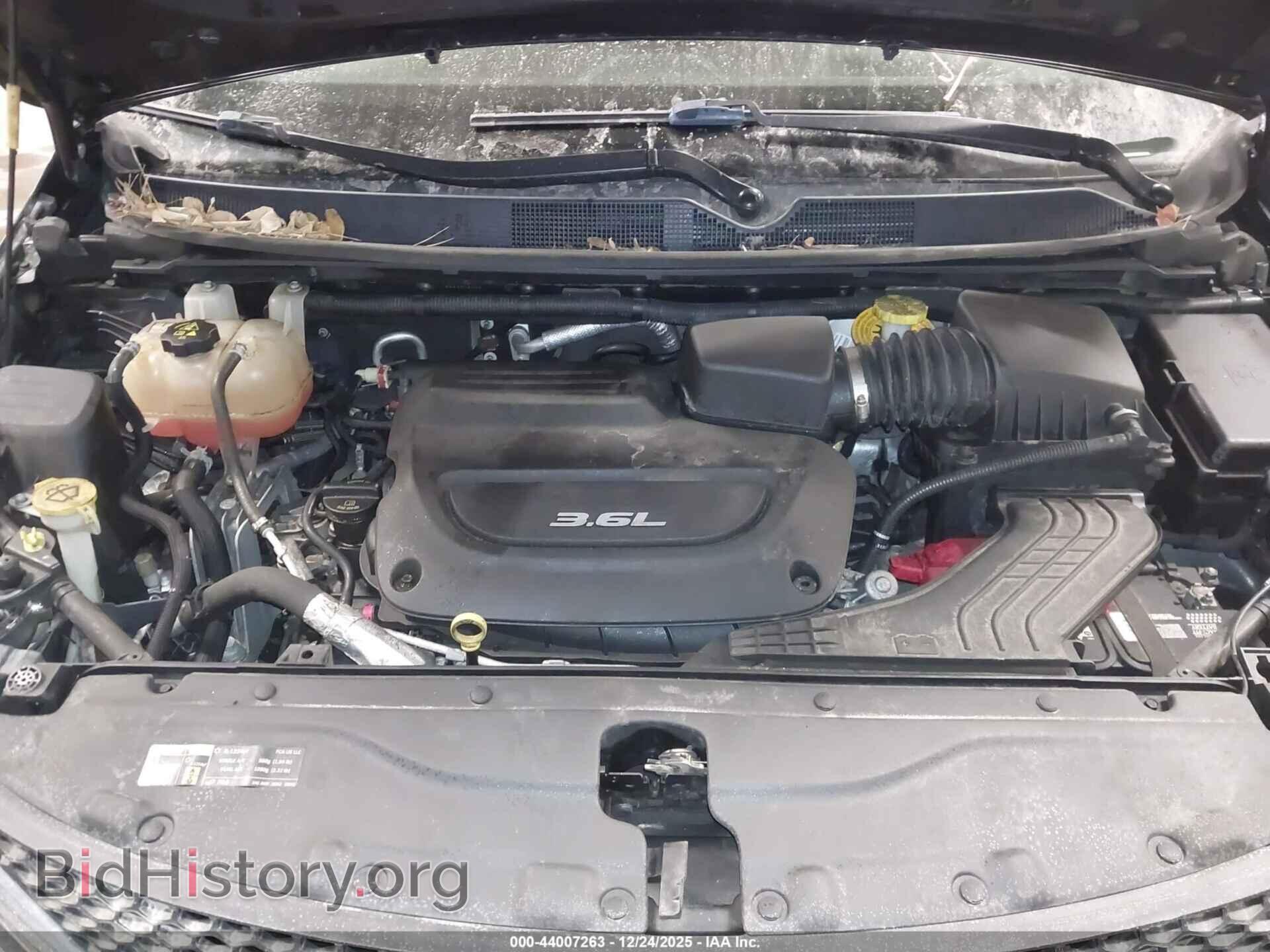 2017 CHRYSLER PACIFICA - VIN: 2C4RC1DG0HR514704 - Фото 10