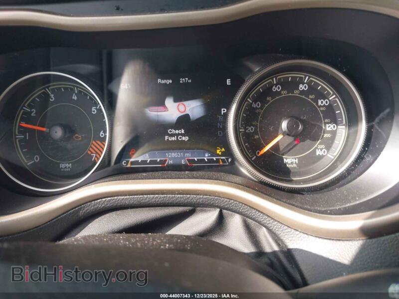 2015 Jeep CHEROKEE (VIN 1C4PJMDB0FW779663) — фото 7 из 17