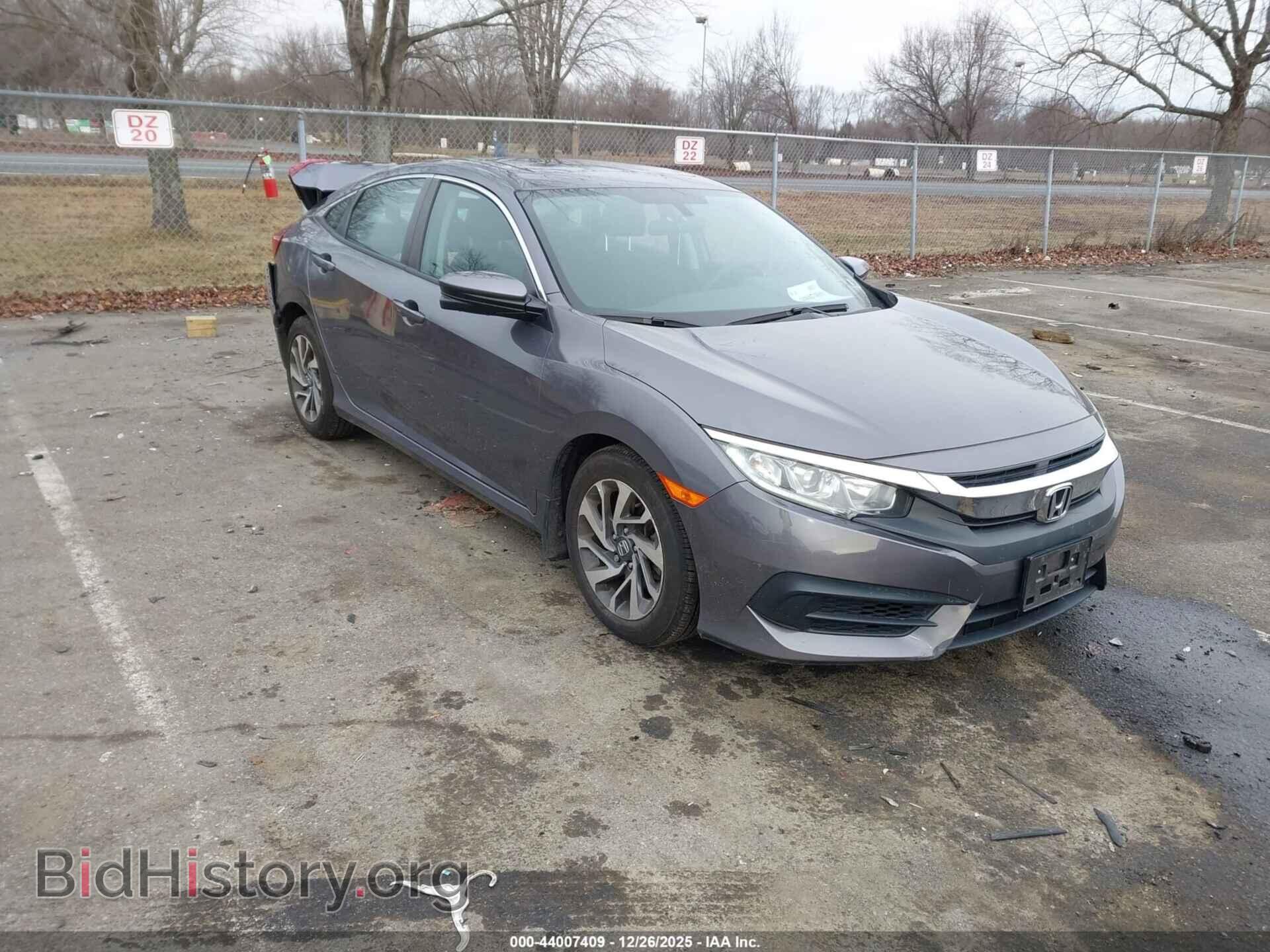 Photo 2HGFC2F73JH576326 - HONDA CIVIC 2018
