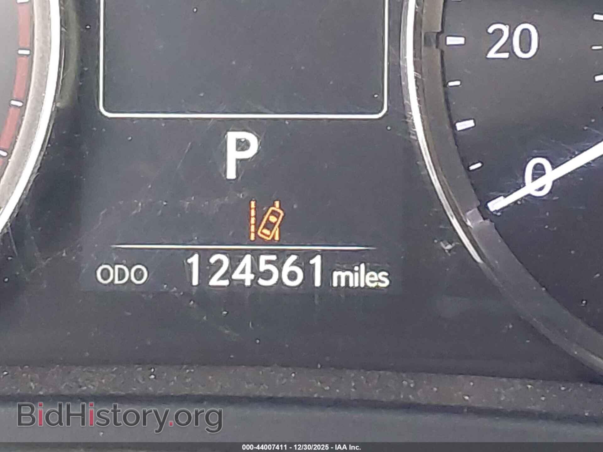 2017 LEXUS IS 200T - VIN: JTHBA1D27H5050706 - Фото 15