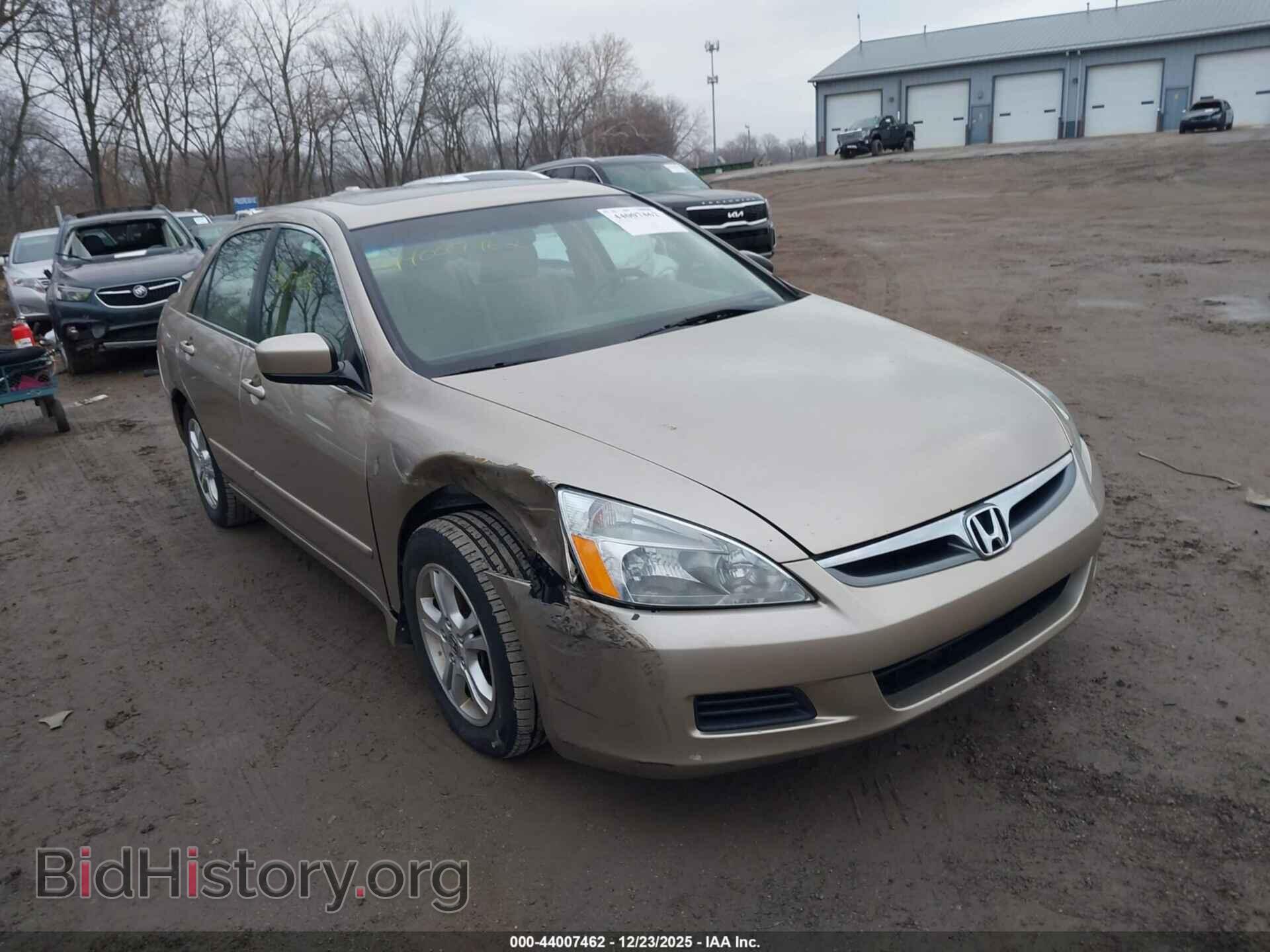 Фотография 1HGCM56786A121950 - HONDA ACCORD 2006