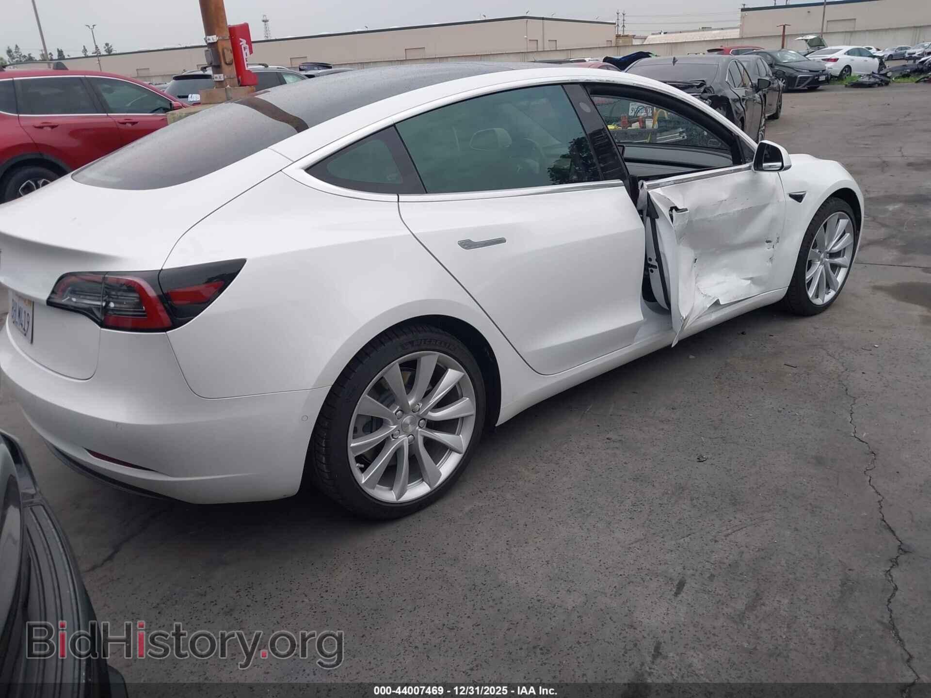 2018 TESLA MODEL 3 - VIN: 5YJ3E1EA6JF154656 - Photo 4