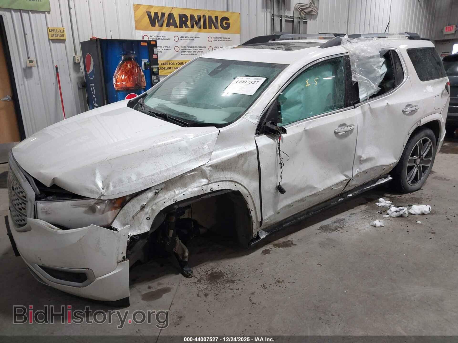2017 GMC ACADIA - VIN: 1GKKNXLSXHZ149124 - Фото 2