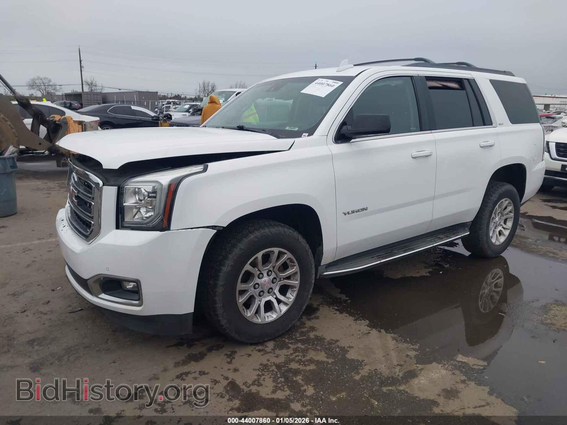 2016 GMC YUKON - VIN: 1GKS2BKC2GR137554 - Фото 2