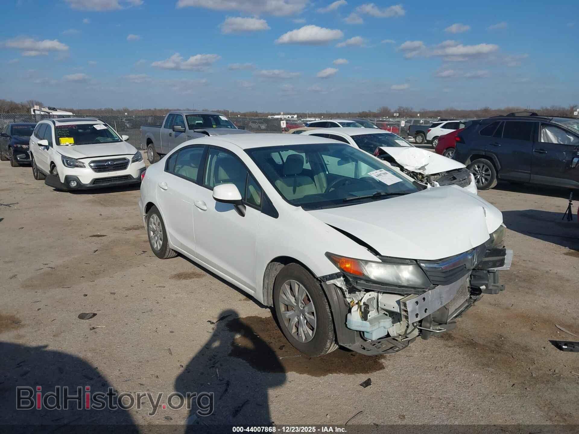 Photo 2HGFB2F58CH558280 - HONDA CIVIC 2012